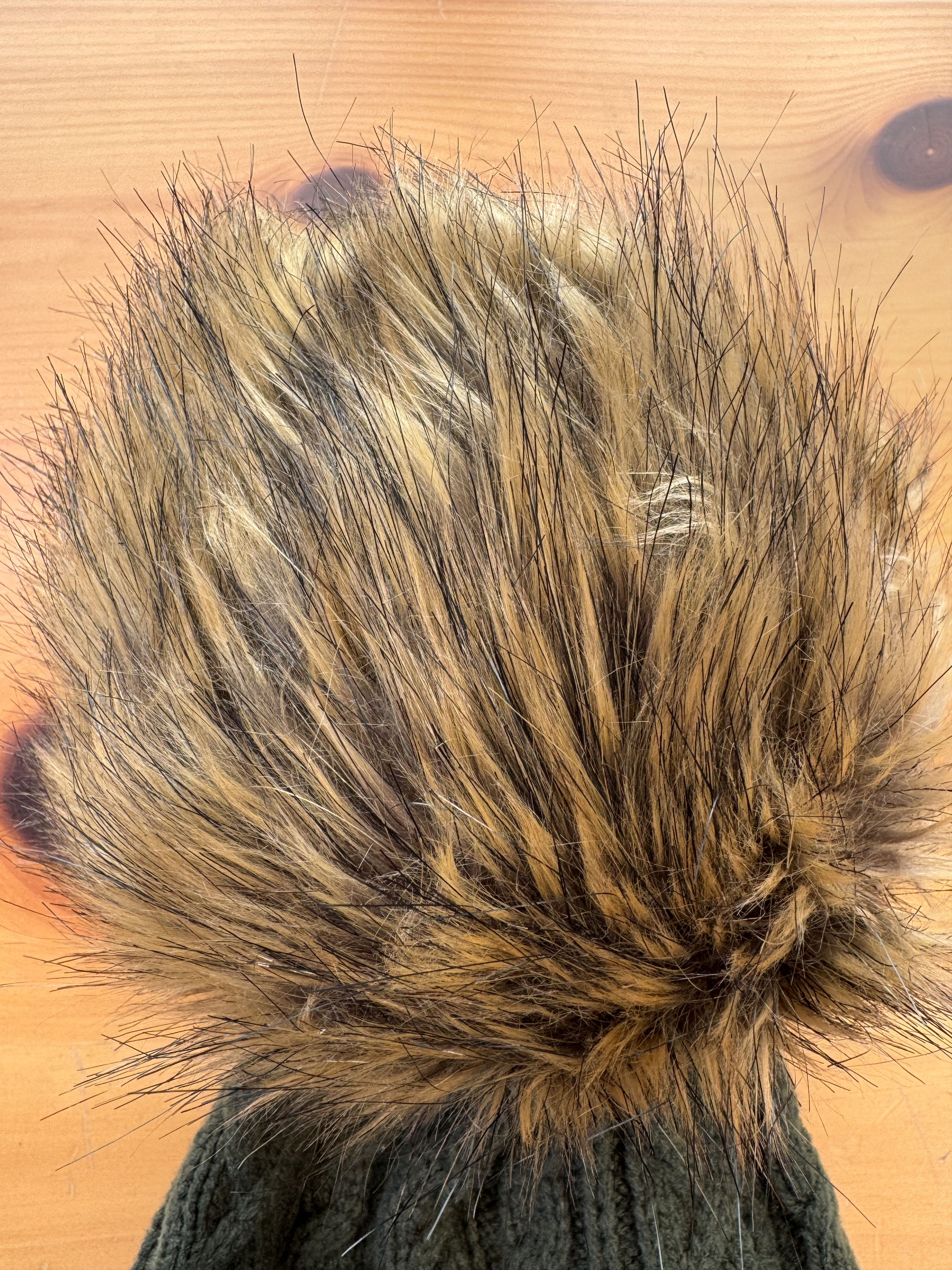 Sacai × The North Face Rare Unique Sacai north face oversized fur ball beanie Size ONE SIZE - 2 Thumbnail