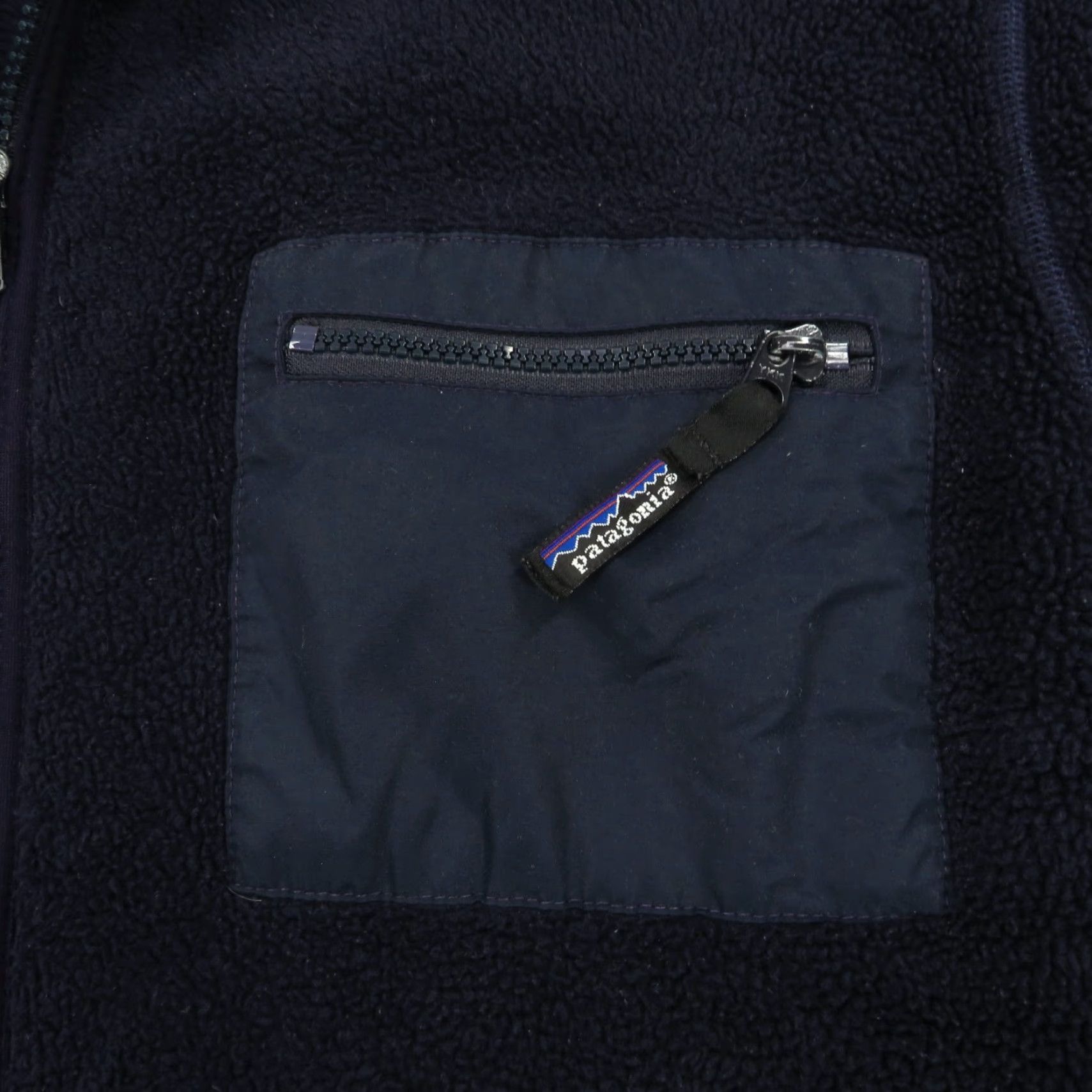 Patagonia Patagonia Jacket Mens Large Navy Synchilla Deep Pile Full Zip F9 USA 80s College Outdoor Windbreaker Size US L / EU 52-54 / 3 - 6 Thumbnail