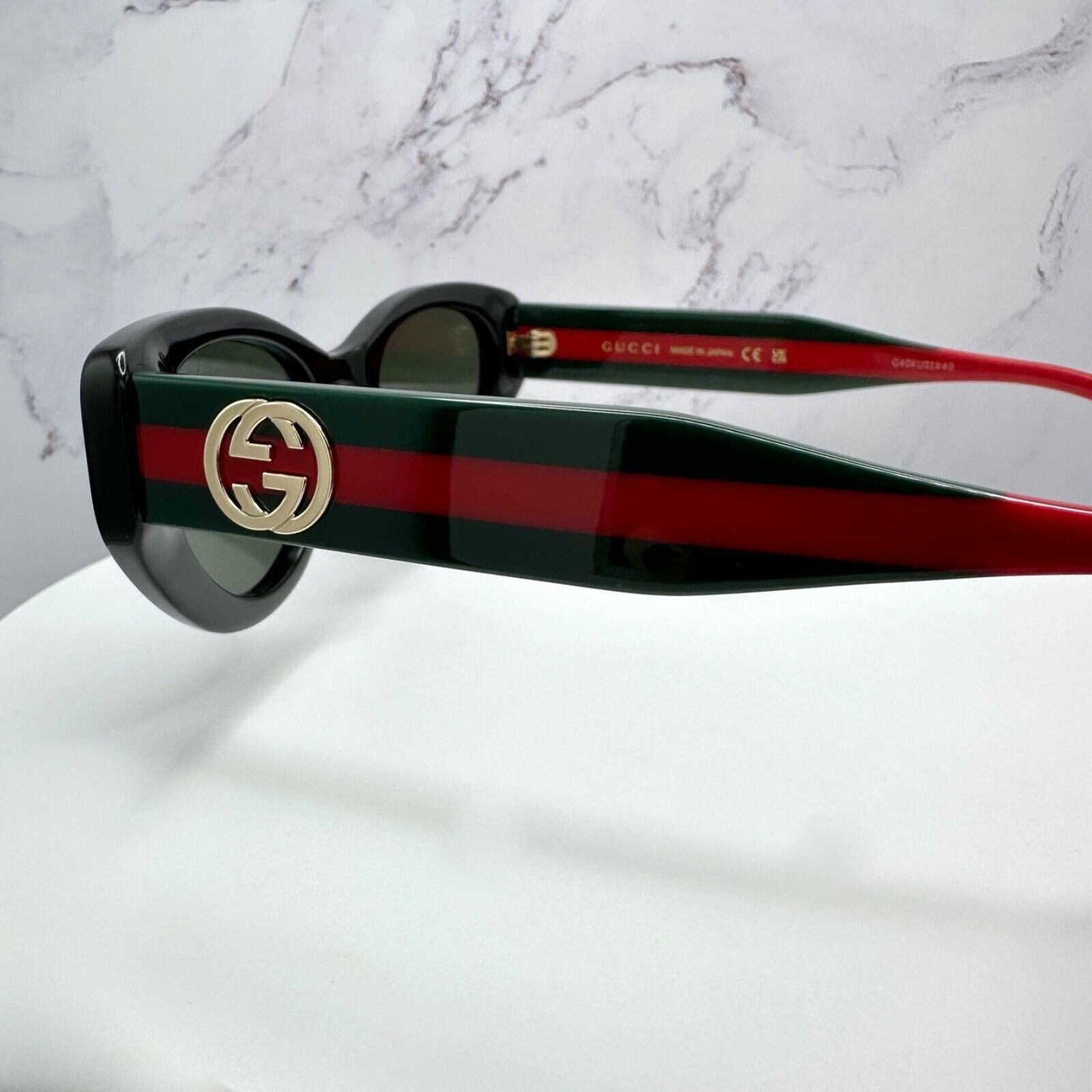 Gucci New GUCCI Sunglasses Black Gold 2025 Newest Collection Size ONE SIZE - 21 Thumbnail