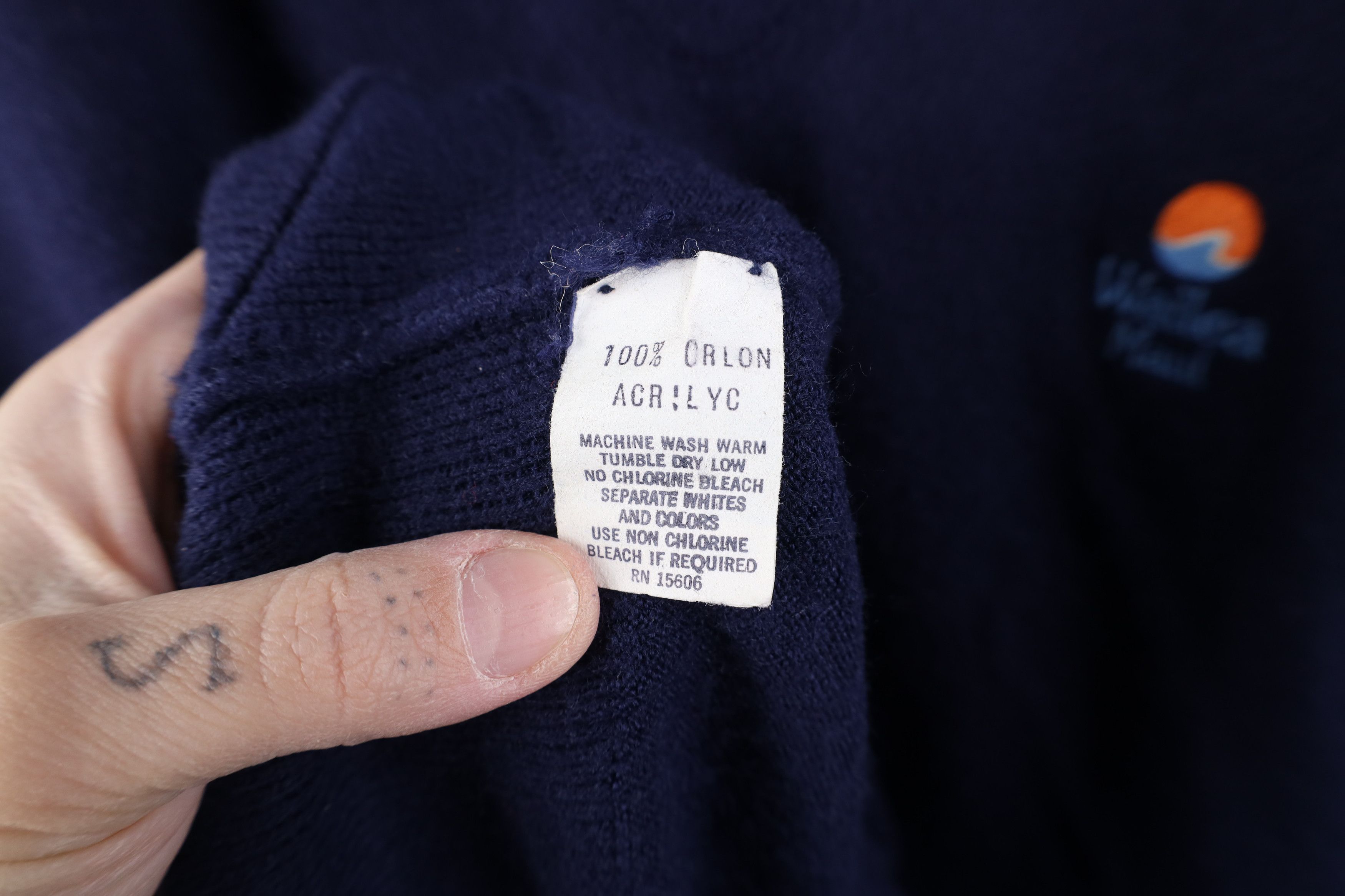 Vintage Vintage 70s Streetwear Soft Knit V-Neck Sweater Blue USA Size US M / EU 48-50 / 2 - 8 Thumbnail