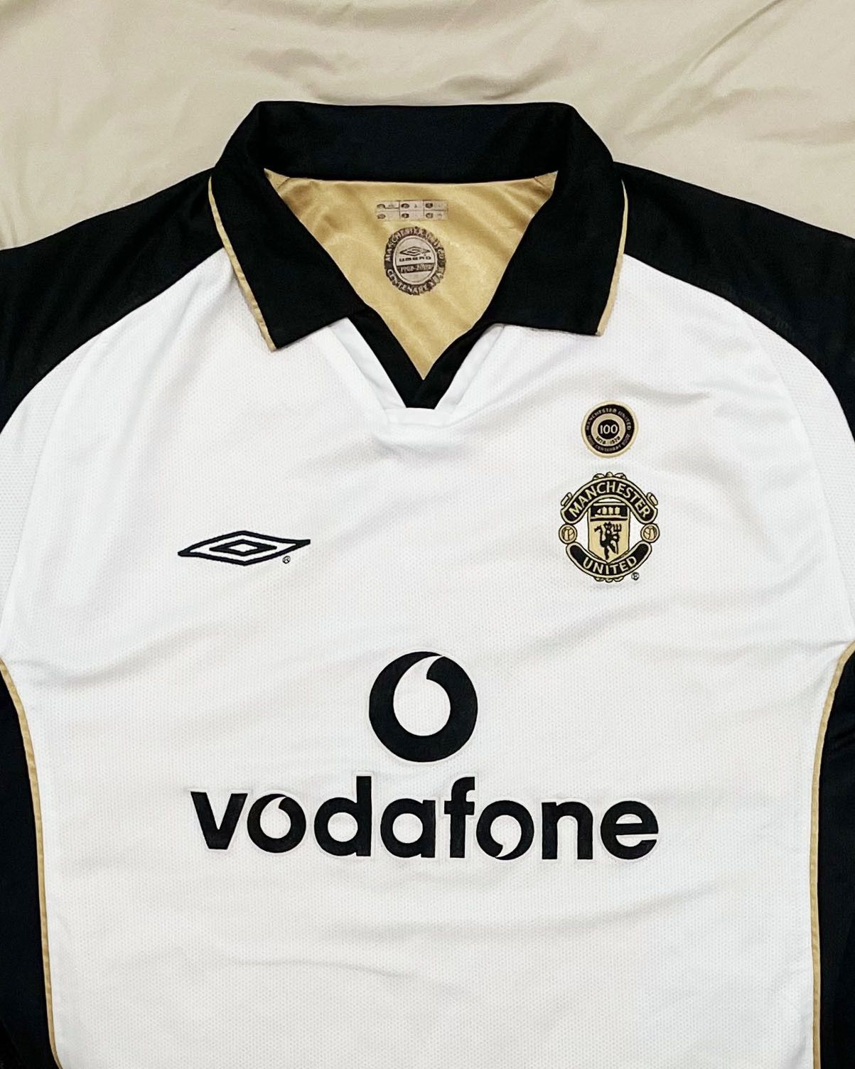 Umbro Manchester United Away Kit 2001 2002 Size US L / EU 52-54 / 3 - 3 Thumbnail