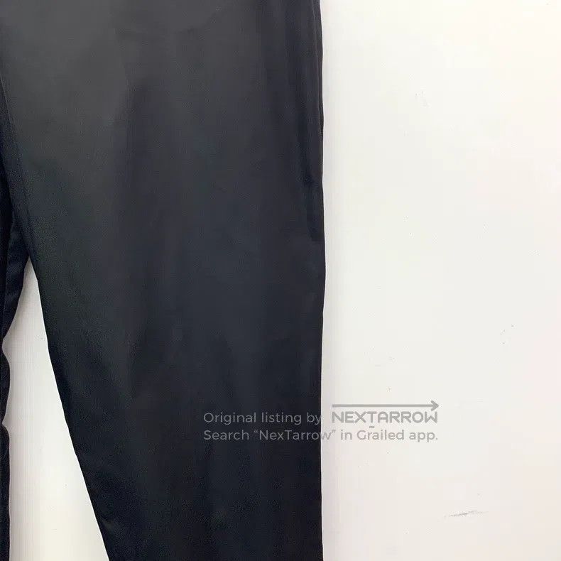 Prada Prada Black triangle standard leg casual sports trousers Size US 26 / EU 42 - 4 Thumbnail
