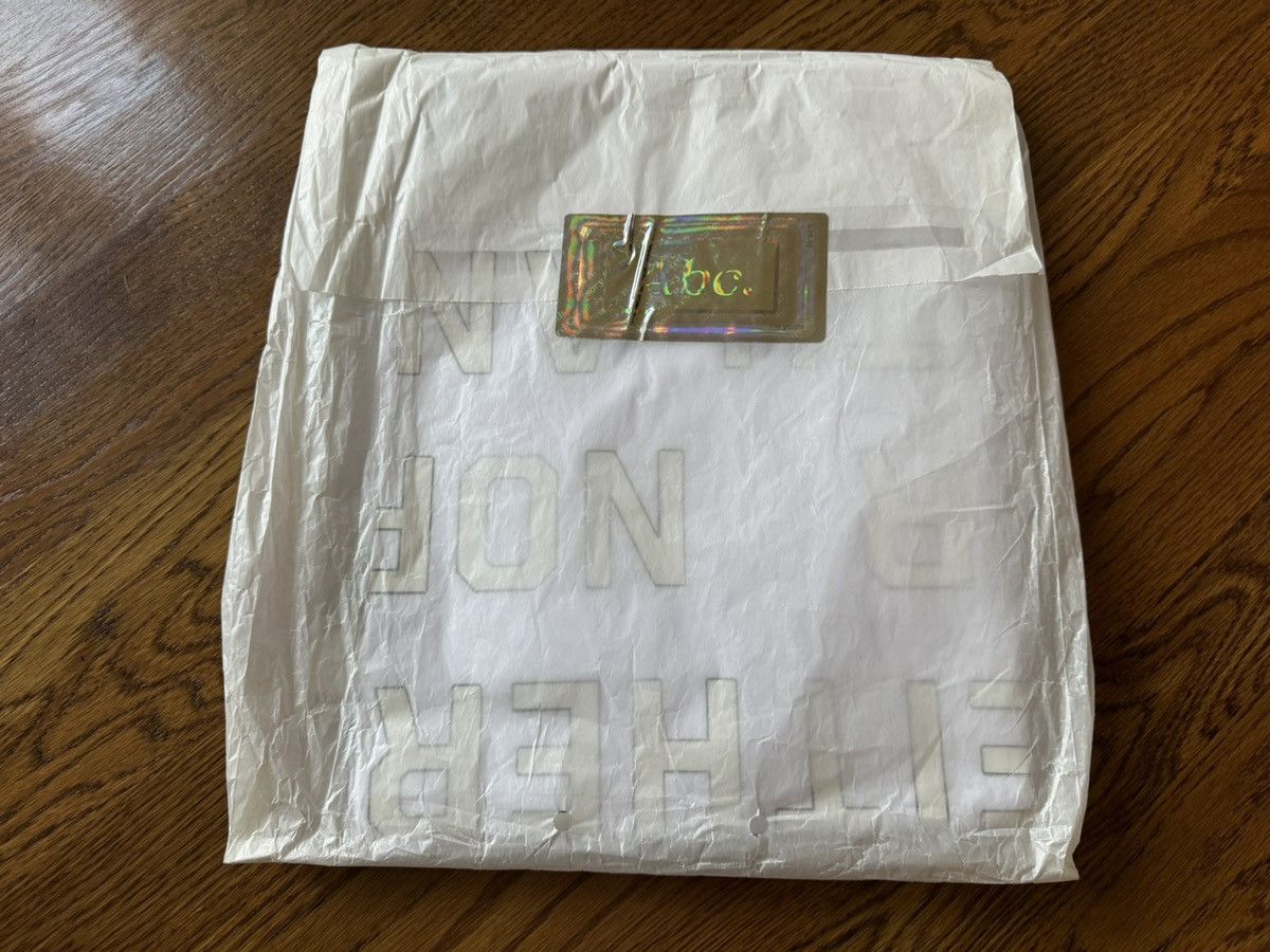 Advisory Board Crystals Large White Cream ABC Neither Either Or Nor Both And. Tee Size US L / EU 52-54 / 3 - 9 Thumbnail