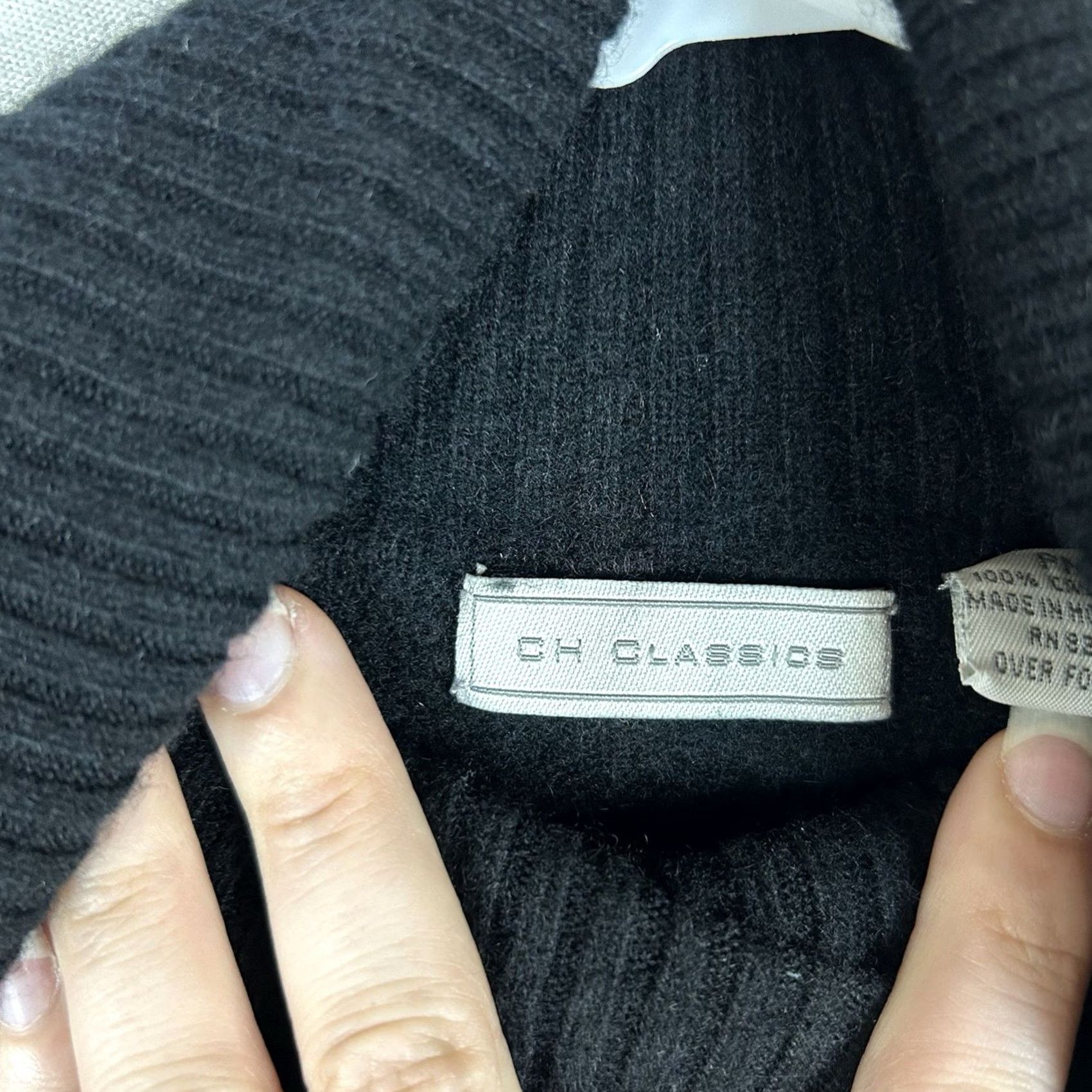 Vintage VINTAGE CH Classics Cashmere Turtleneck Sweater Women's Petite Medium PM Black FLAWED Size M / US 6-8 / IT 42-44 - 4 Thumbnail