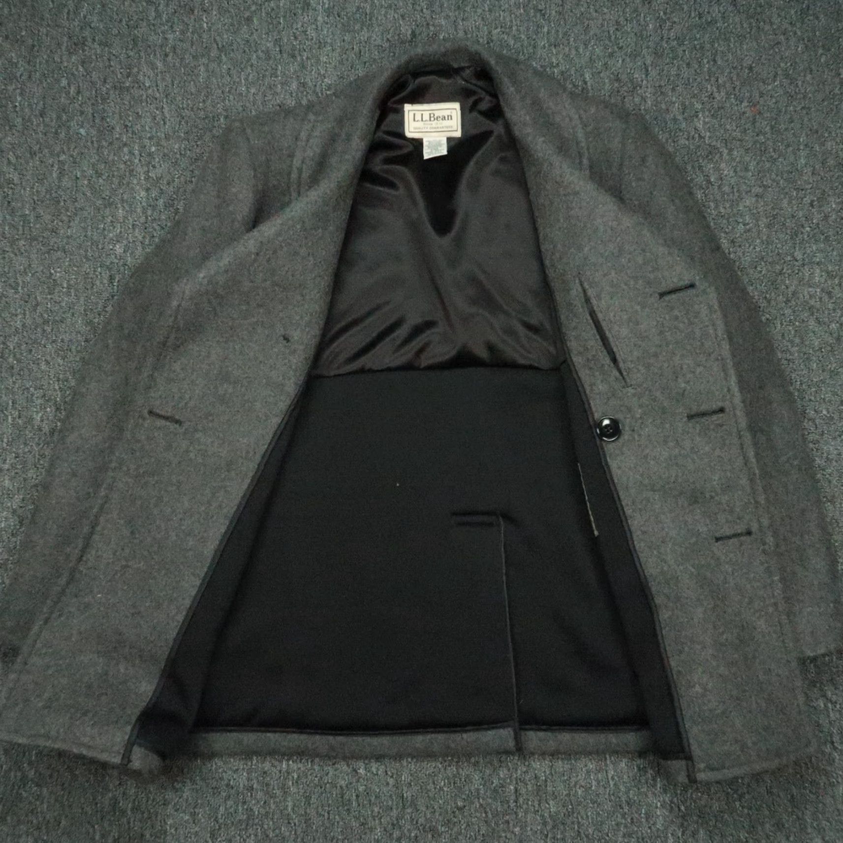 Vintage L.L. Bean Jacket Mens Small Gray Wool Sterlingwear Anchor Collection Overcoat Pockets Lined Mid-Length Button Front Size US S / EU 44-46 / 1 - 2 Thumbnail