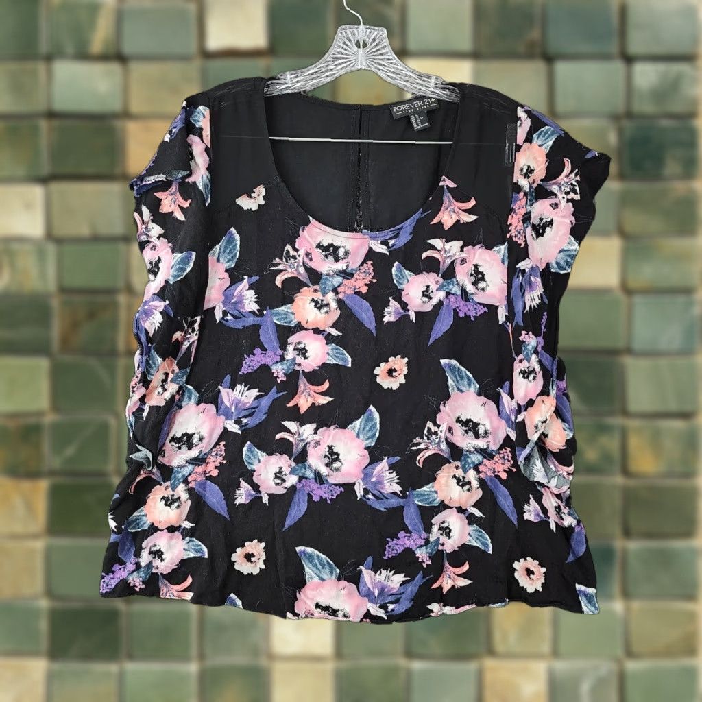 Forever 21 Forever 21+ Blouse Sleeveless Floral Black XL Women Size XL / US 12-14 / IT 48-50 - 1 Thumbnail