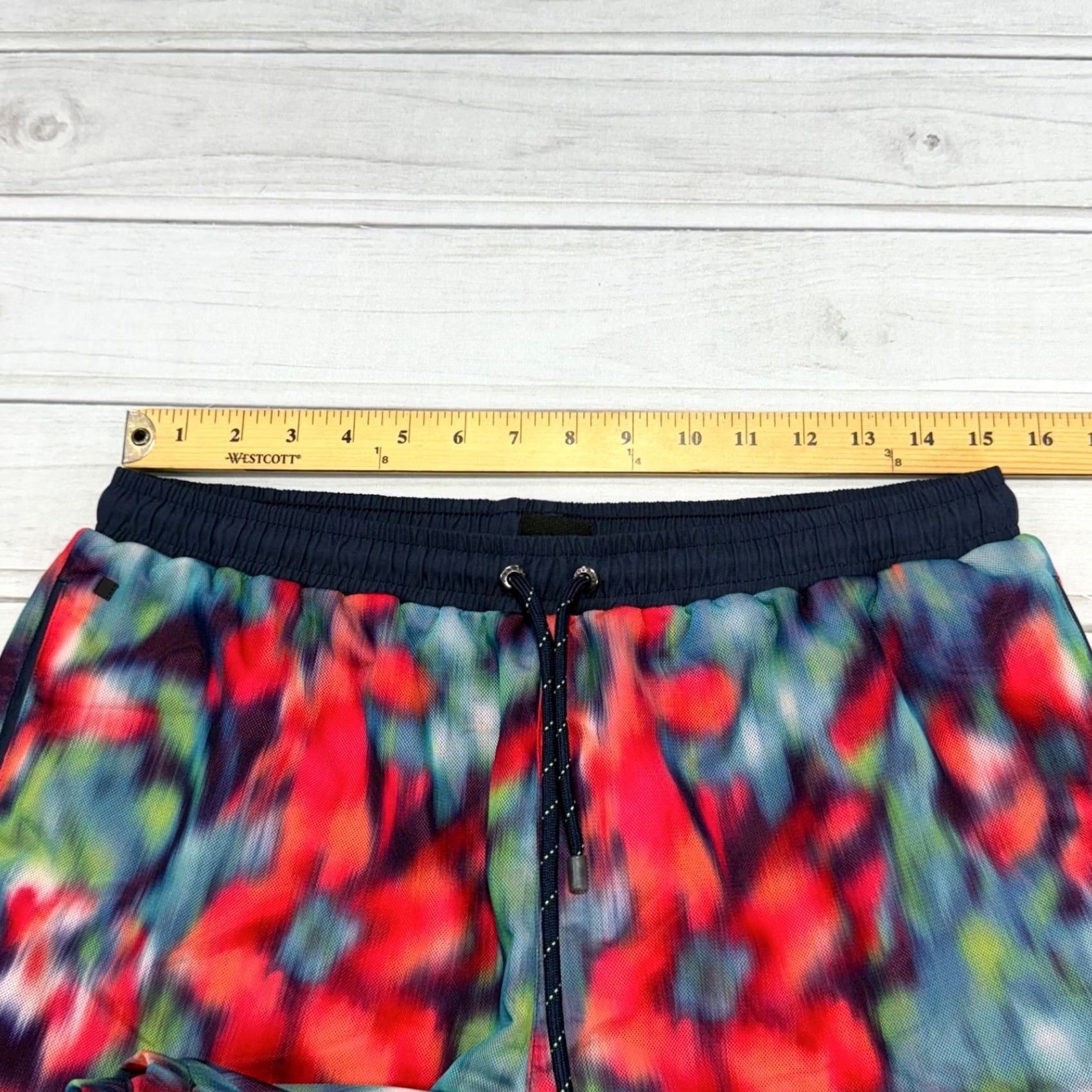 Hugo Boss Hugo Boss Swim Shorts Mens L Multicolor Floral AOP Lined Bathing Suit Size US 33 - 7 Thumbnail
