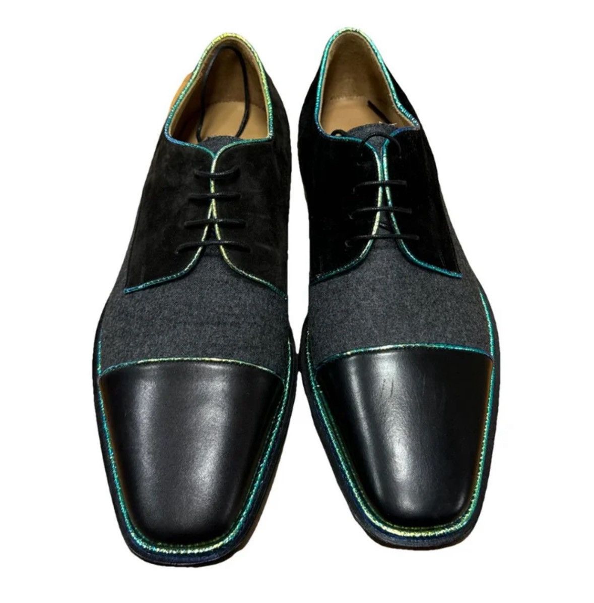 Christian Louboutin Christian Louboutin Limited Edition Reflective Green Oxford Size US 8 / EU 41 - 1 Thumbnail