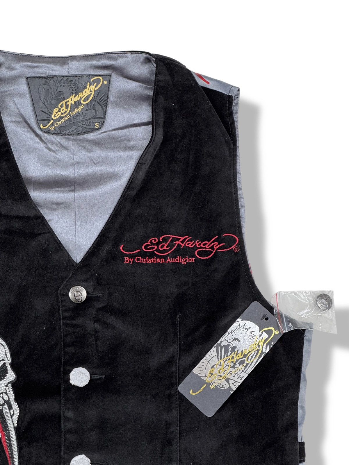 Christian Audigier Vintage but new vintage Christian Audigier velvet vest Size US L / EU 52-54 / 3 - 2 Thumbnail
