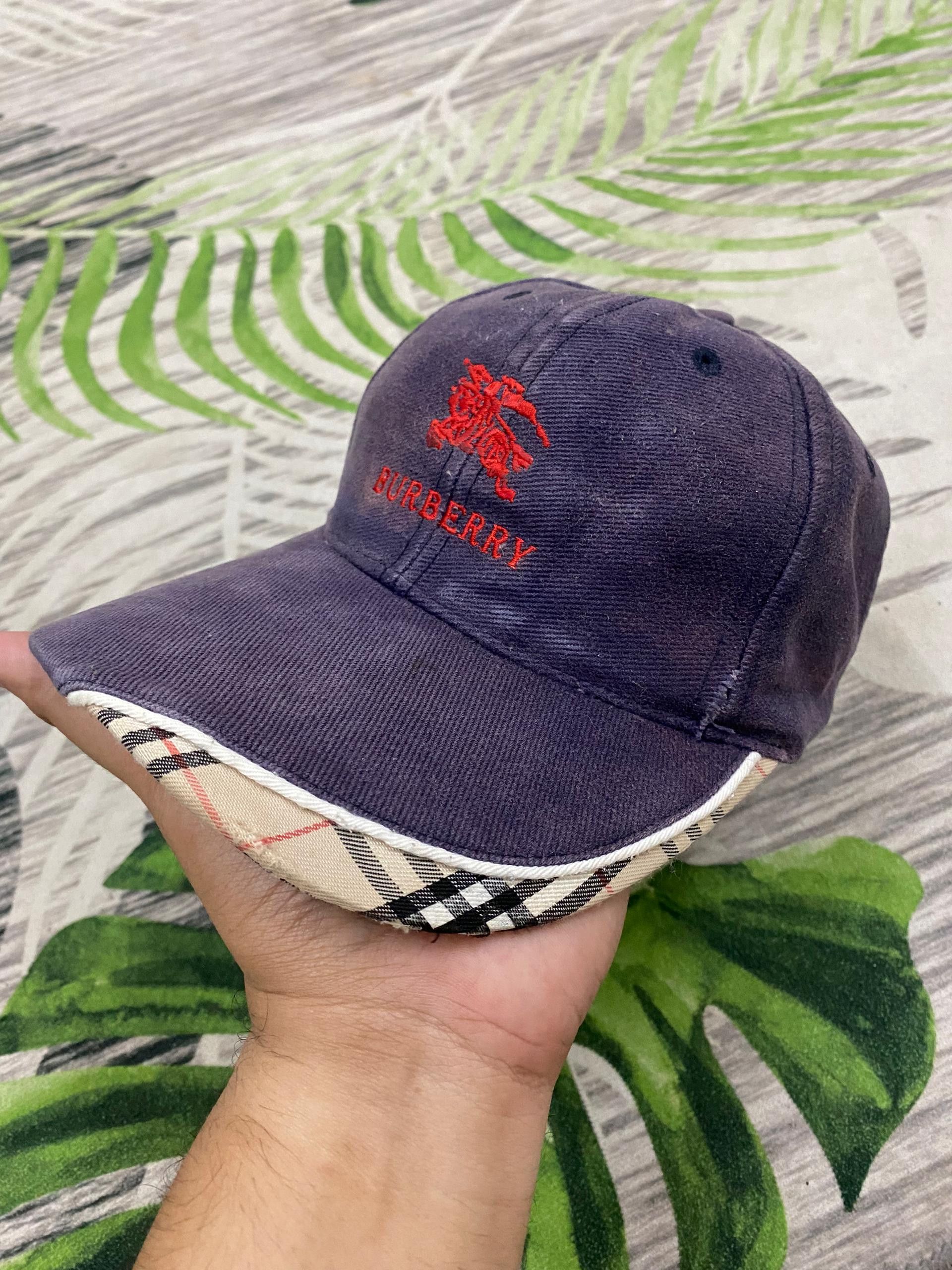 Burberry Vintage Burberrys Nova check Hats distressed design Size ONE SIZE - 2 Thumbnail