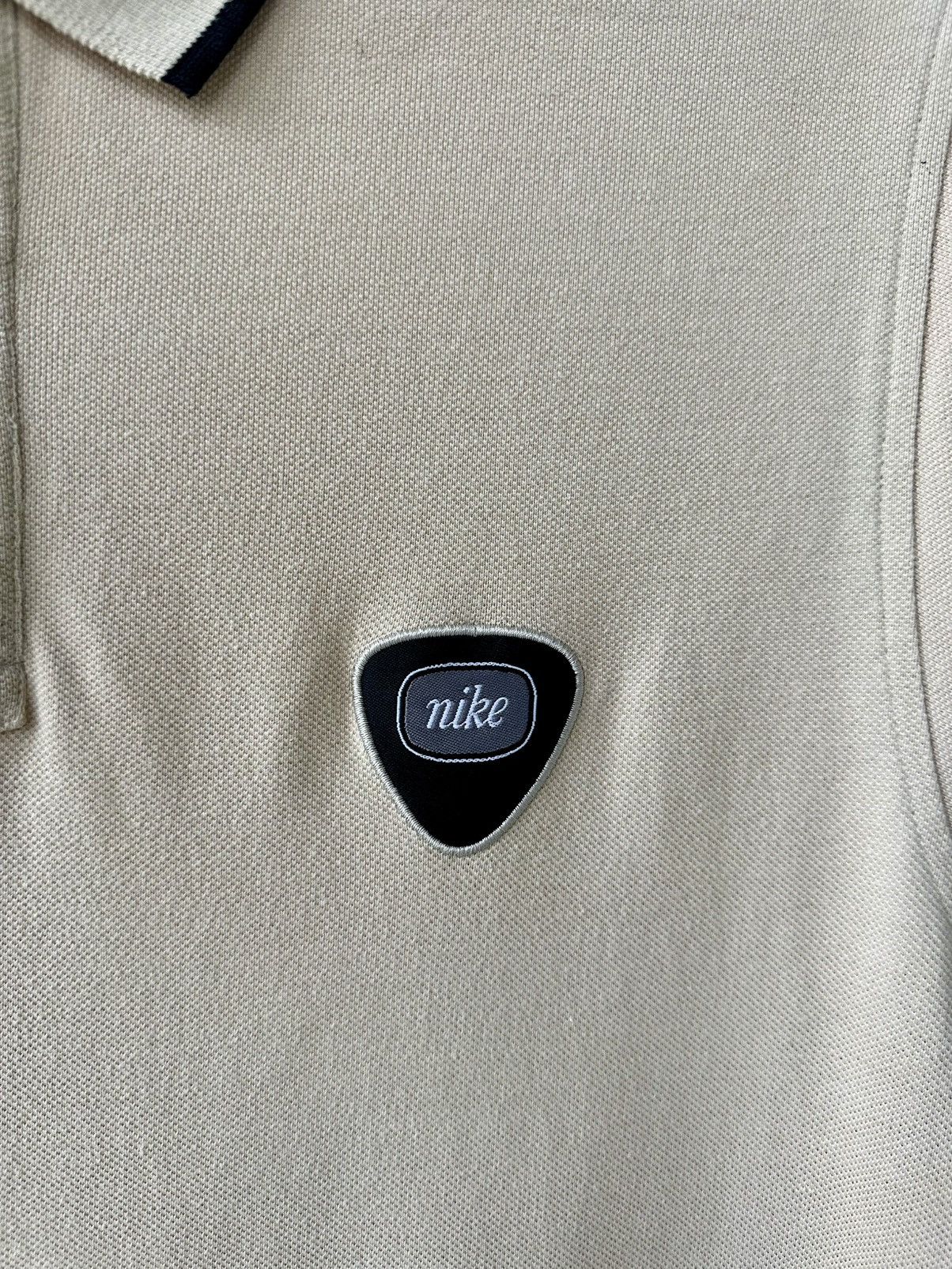 Nike Vintage Nike T-shirt Y2K Logo Style Size US M / EU 48-50 / 2 - 12 Thumbnail