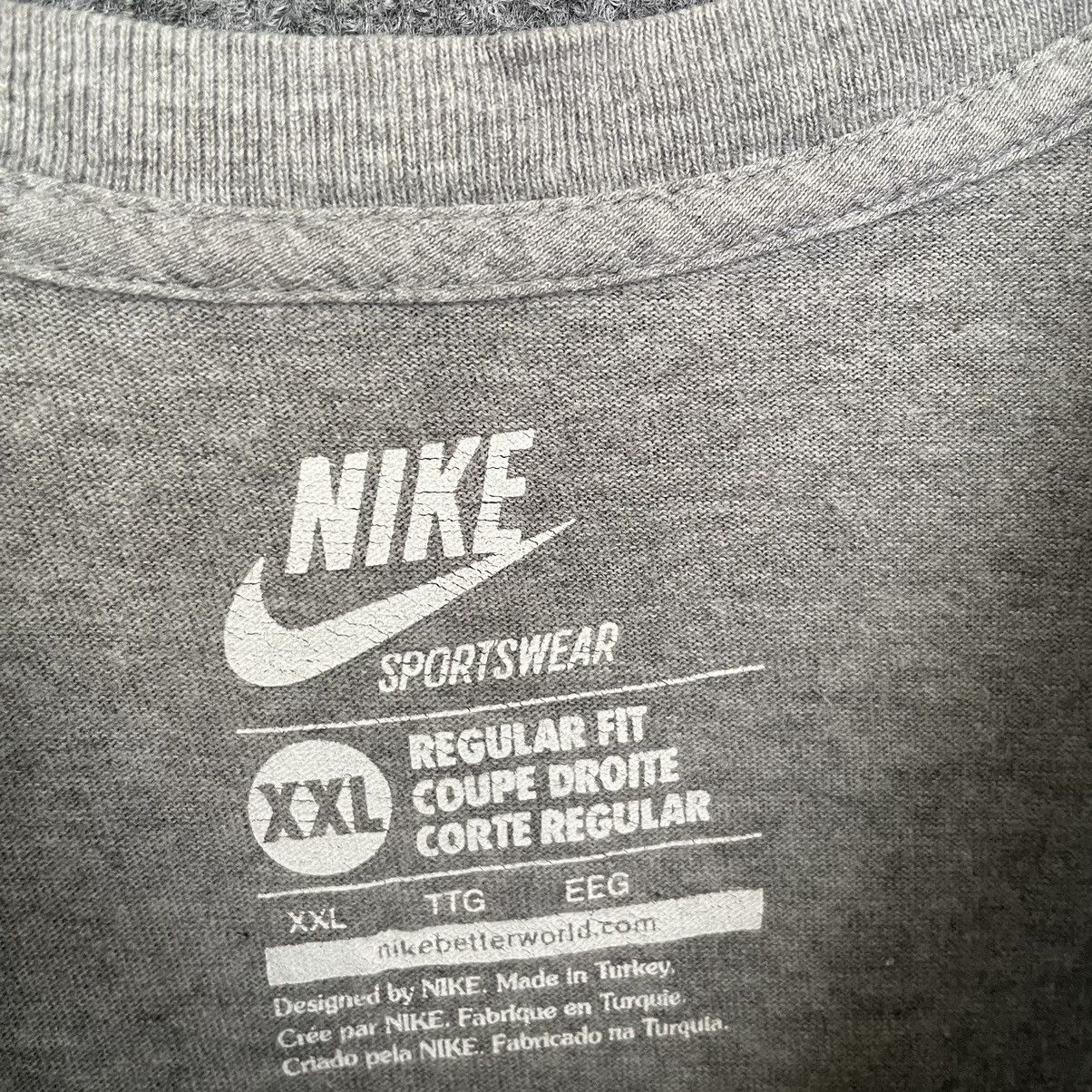 Nike × Vintage Vintage Y2K Nike Rare Design T Shirt Size US XXL / EU 58 / 5 - 5 Thumbnail