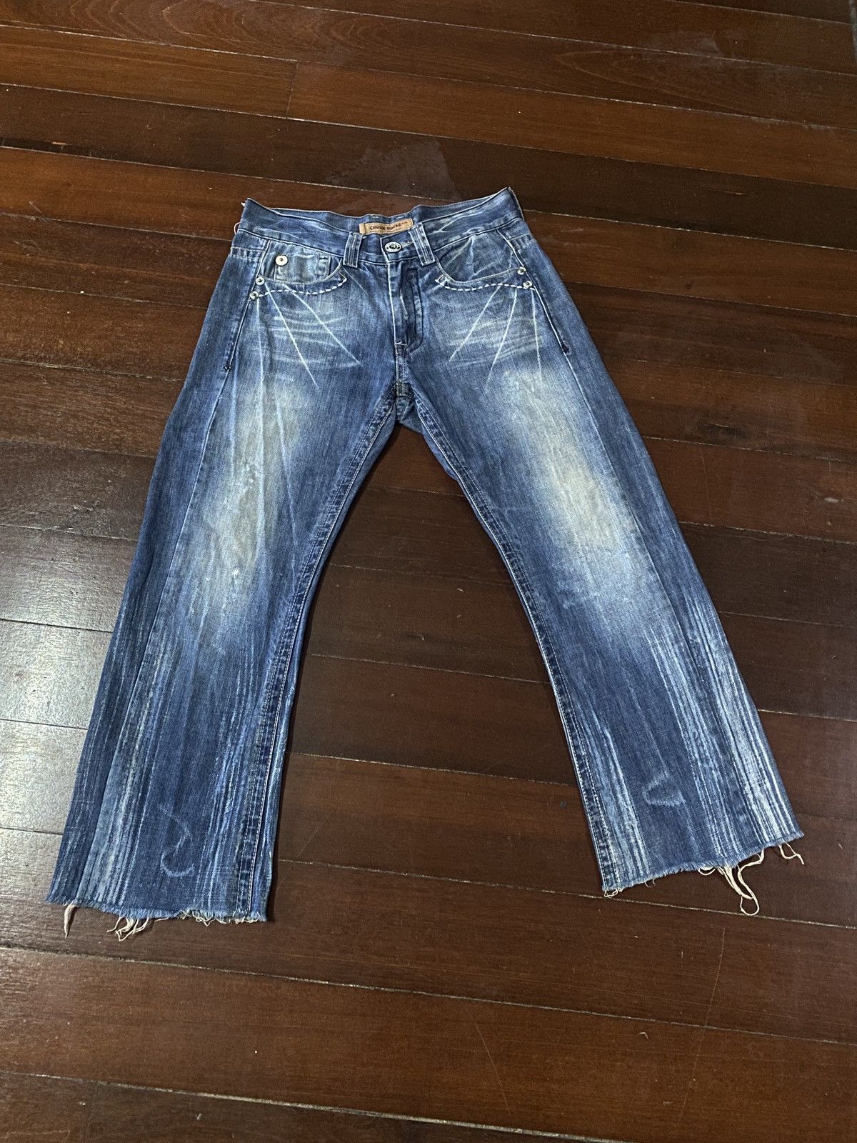 FIRE 🔥🔥 CHOUX HOUSE FLARE JEANS DISTRESSED