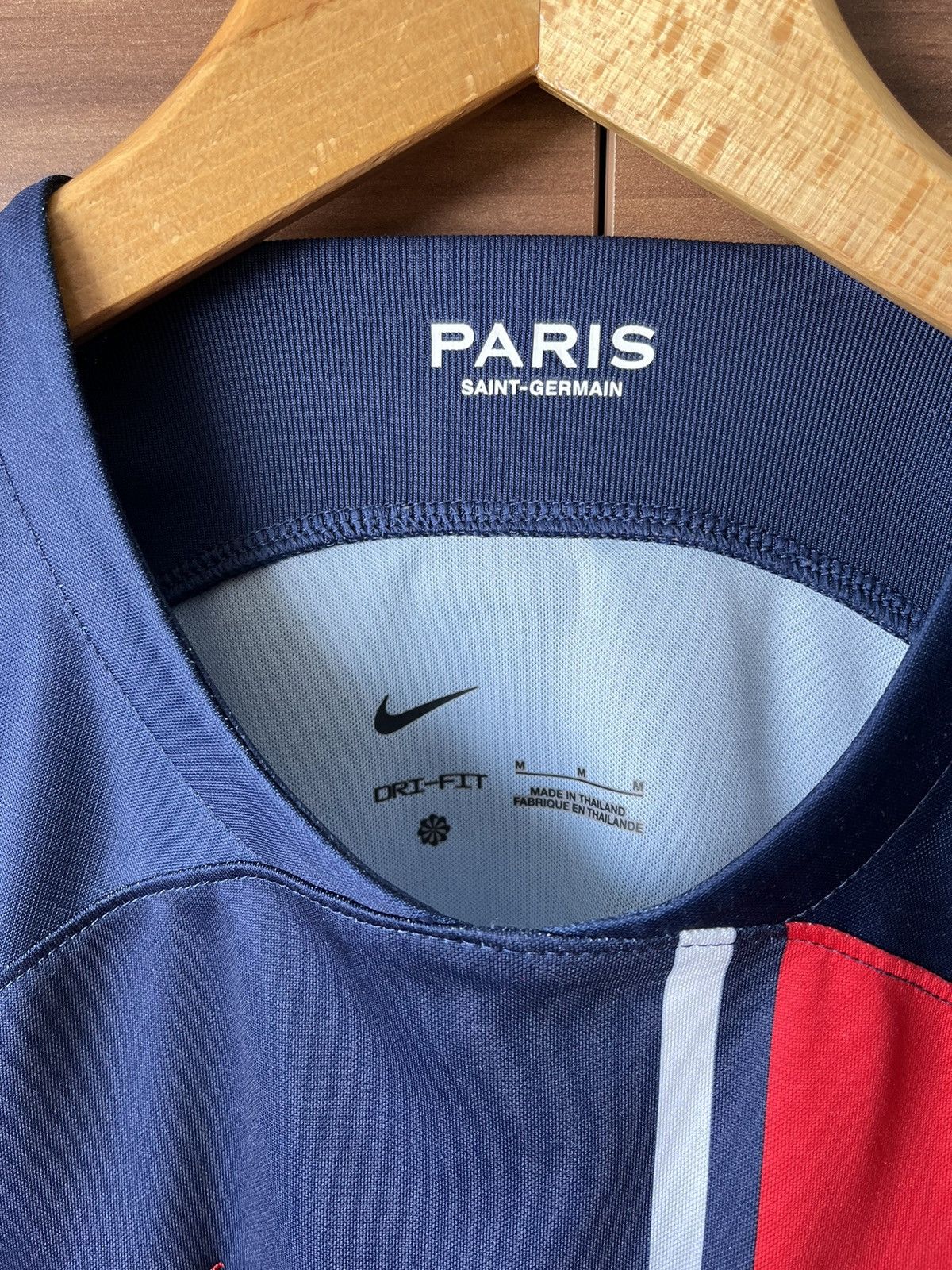 Nike 🇫🇷Nike PSG Football Soccer Jersey Stadium Home 2023/2024 Size US M / EU 48-50 / 2 - 12 Thumbnail