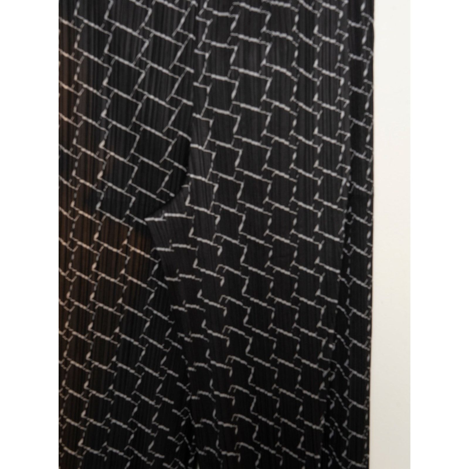 Issey Miyake Pattern Pleated Pants Size US 28 / EU 44 - 2 Thumbnail