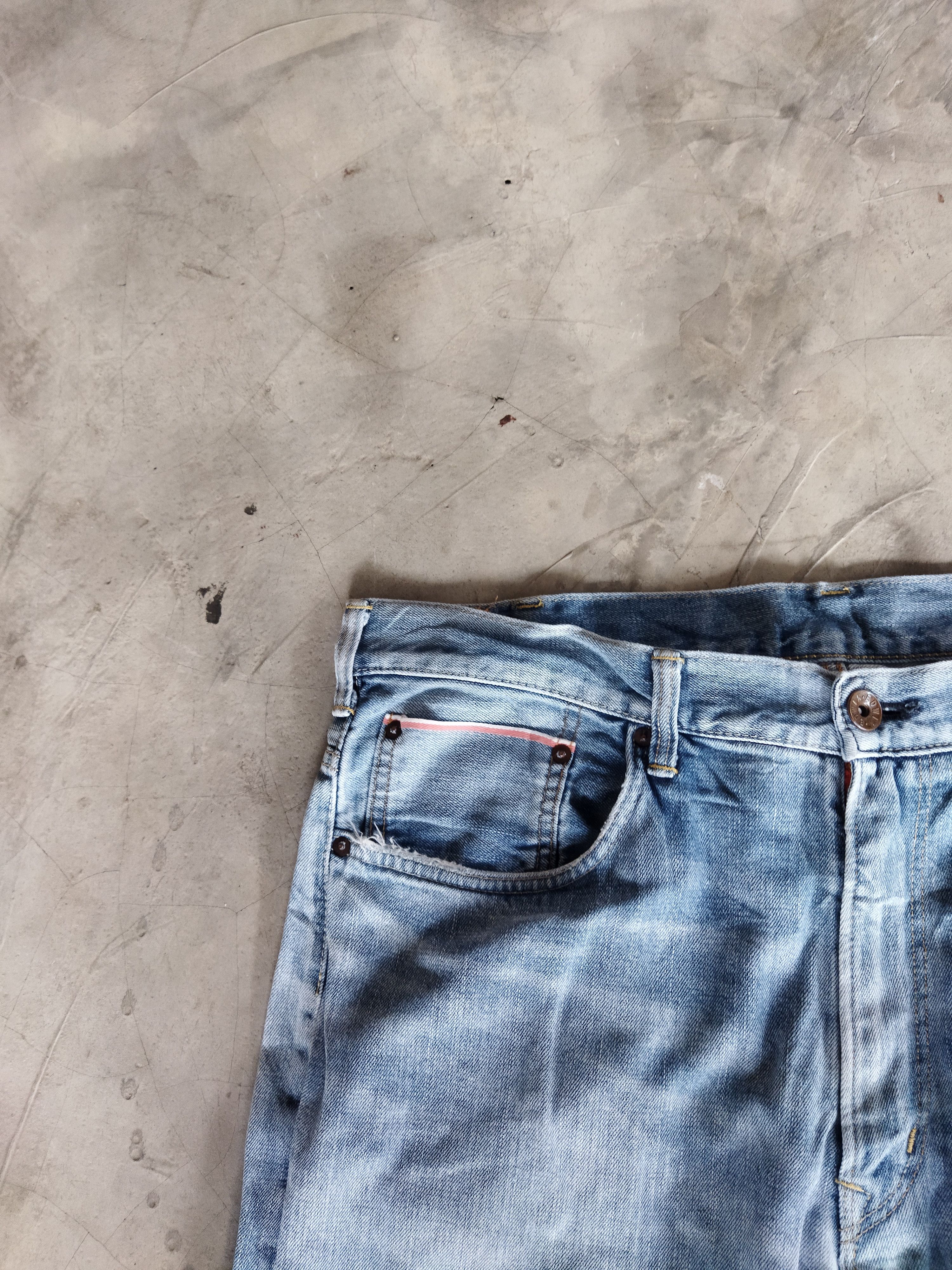 Edwin × Vintage VINTAGE EDWIN FADED BLUE JEANS PANTS Size US 40 / EU 56 - 4 Thumbnail