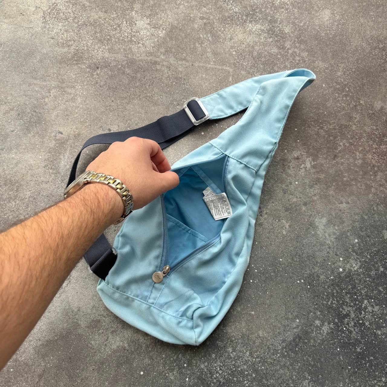 Nike Nike Vintage Y2K Gorpcore Sling Bag Size ONE SIZE - 6 Thumbnail