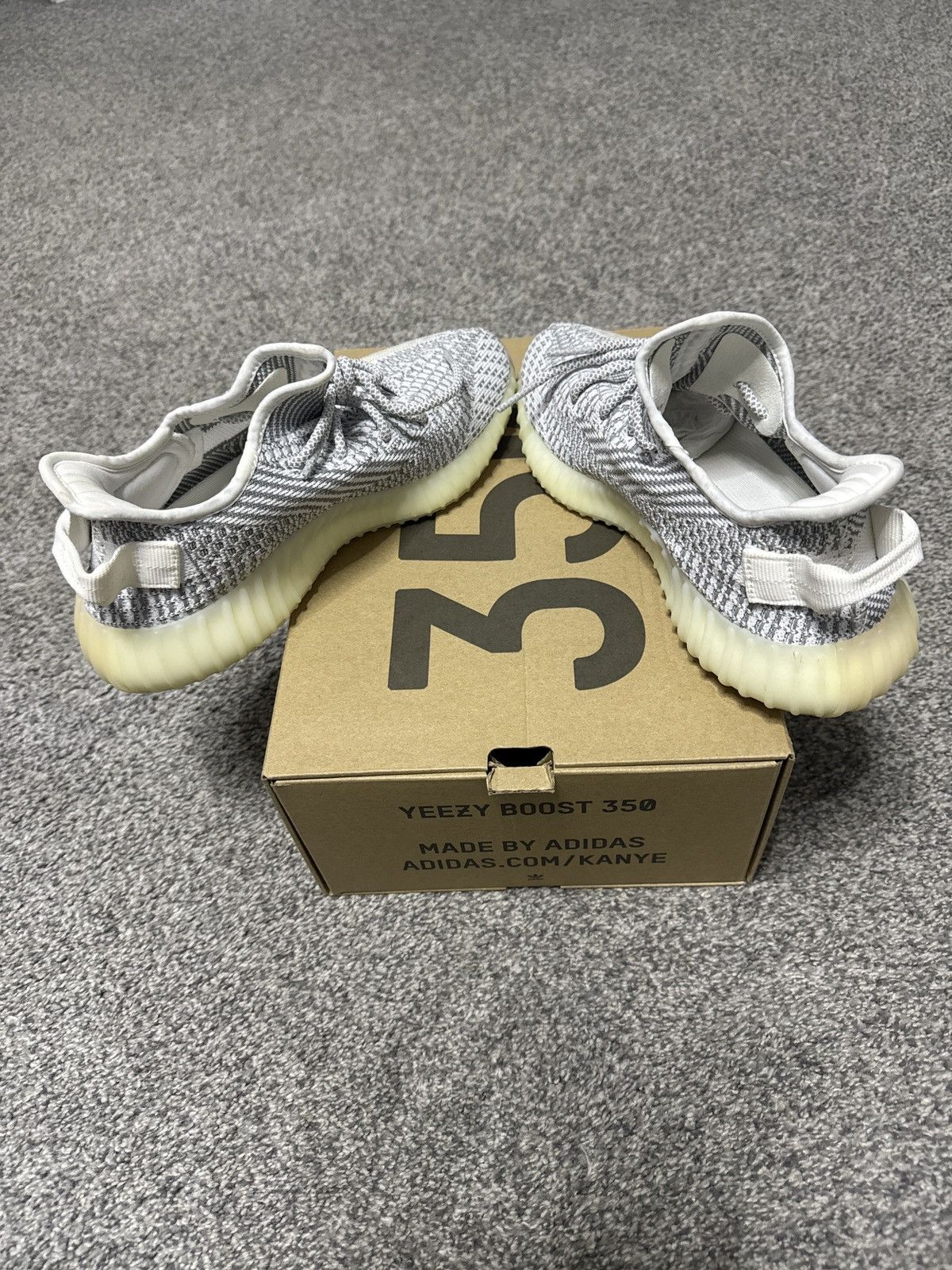 Yeezy Adidas Yeezy Boost V2 Static (non reflective) Size US 8 / EU 41 - 6 Thumbnail