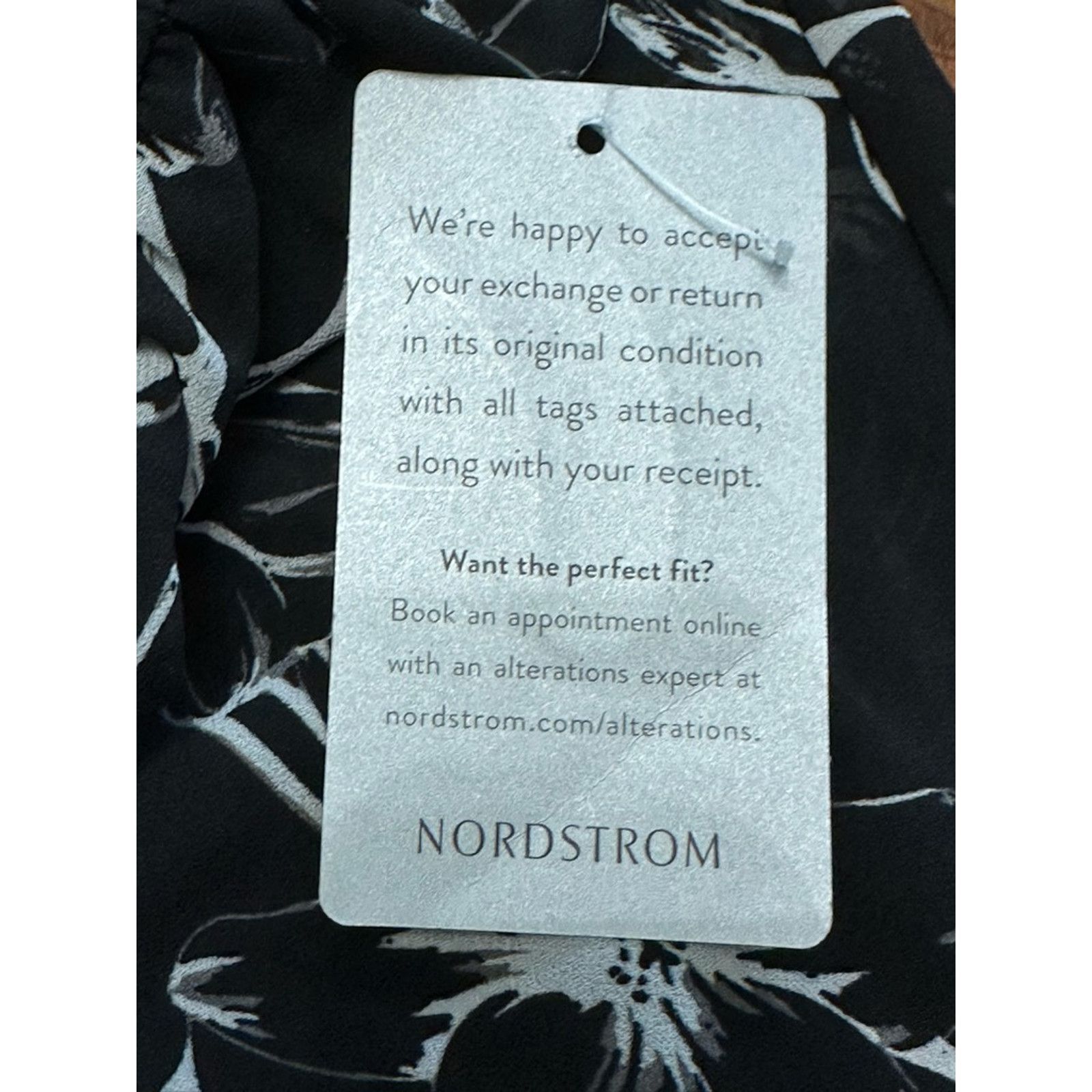 Other Esmara Floral Blouson Midi Dress Scoop Neckline Black M NWT Size M / US 6-8 / IT 42-44 - 7 Thumbnail