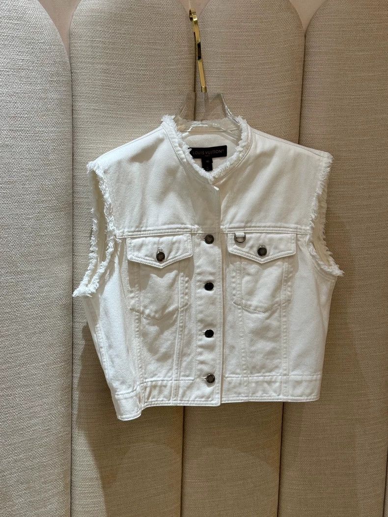 Louis Vuitton louis vuitton 2024 New Women's Sleeveless Crew Neck Jacket Size S / US 4 / IT 40 - 2 Thumbnail