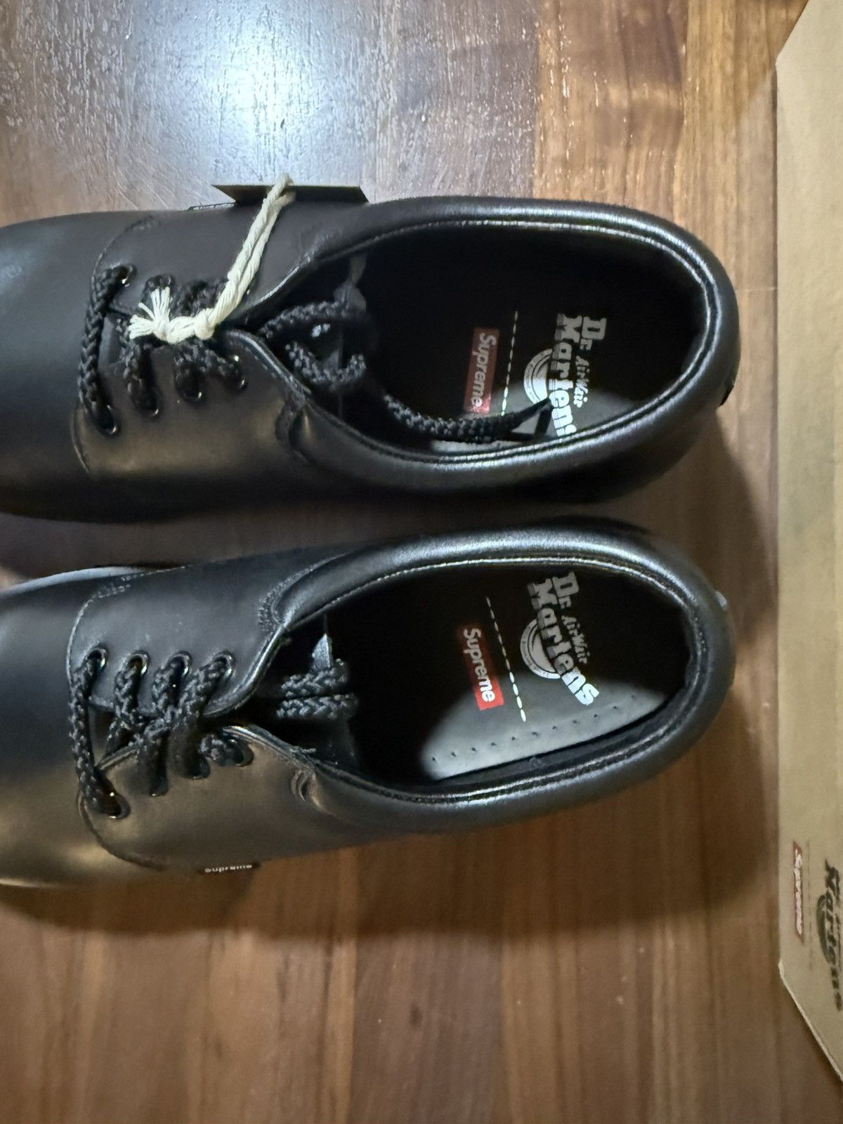 Dr. Martens × Supreme Supreme®/Dr. Martens Postal Supreme Black Size 11 Leather Size US 11 / EU 44 - 5 Thumbnail
