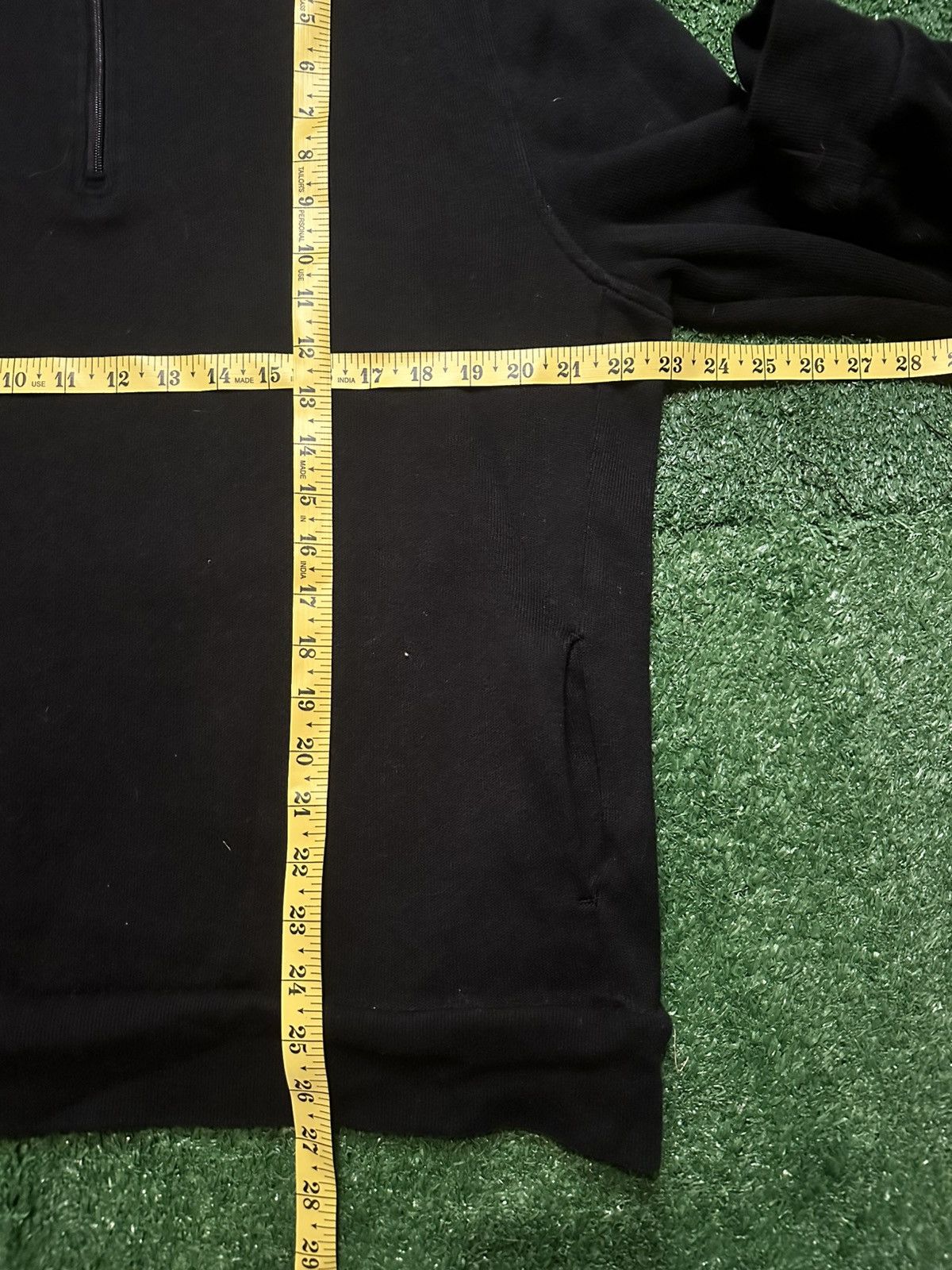 Le TIGRE Black Le TIGRE Quarter Zip Sweater Size L Size US L / EU 52-54 / 3 - 6 Thumbnail