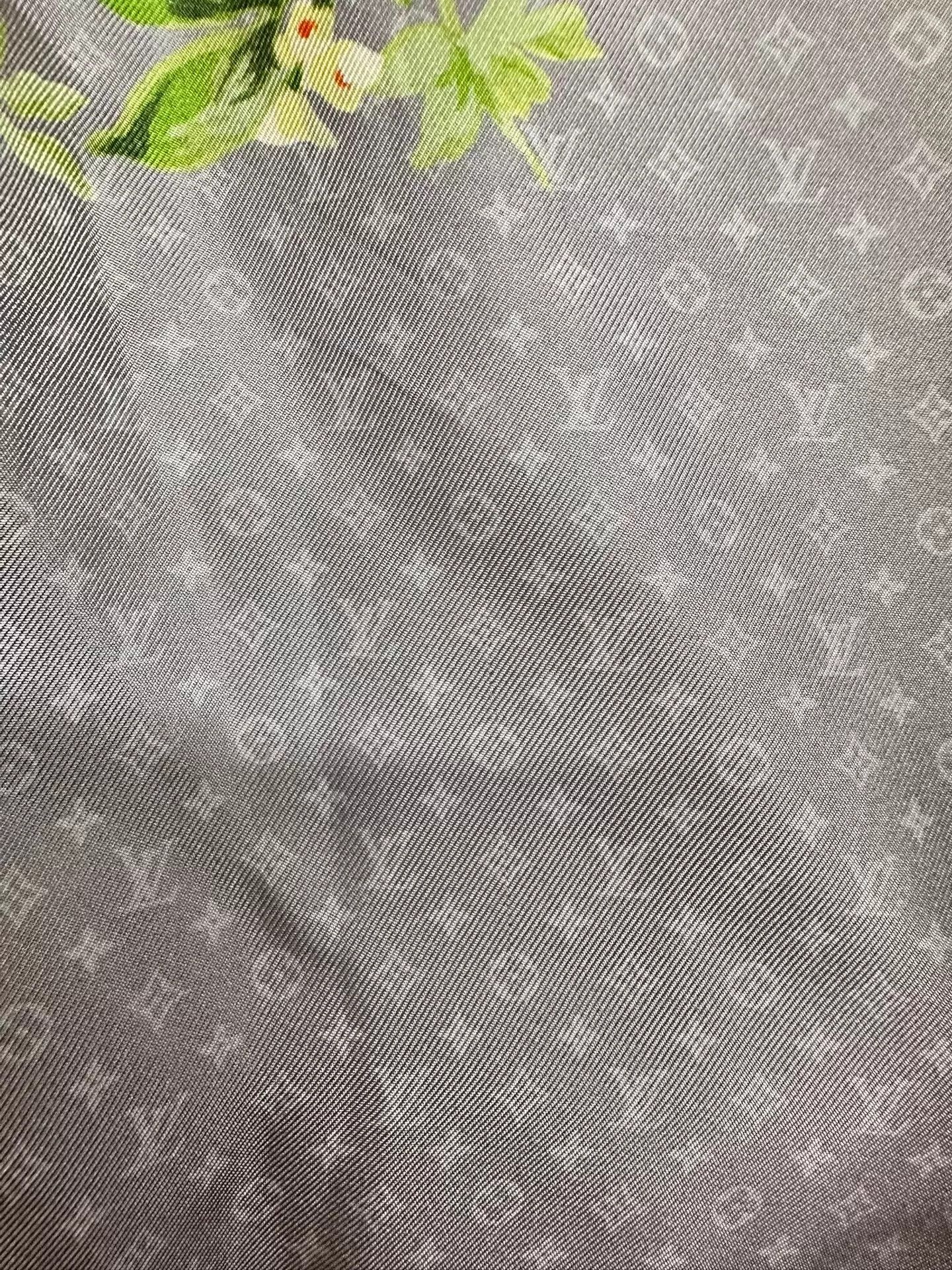 Louis Vuitton Louis Vuitton all-over print shirt size 36 Size XS / US 0-2 / IT 36-38 - 4 Thumbnail