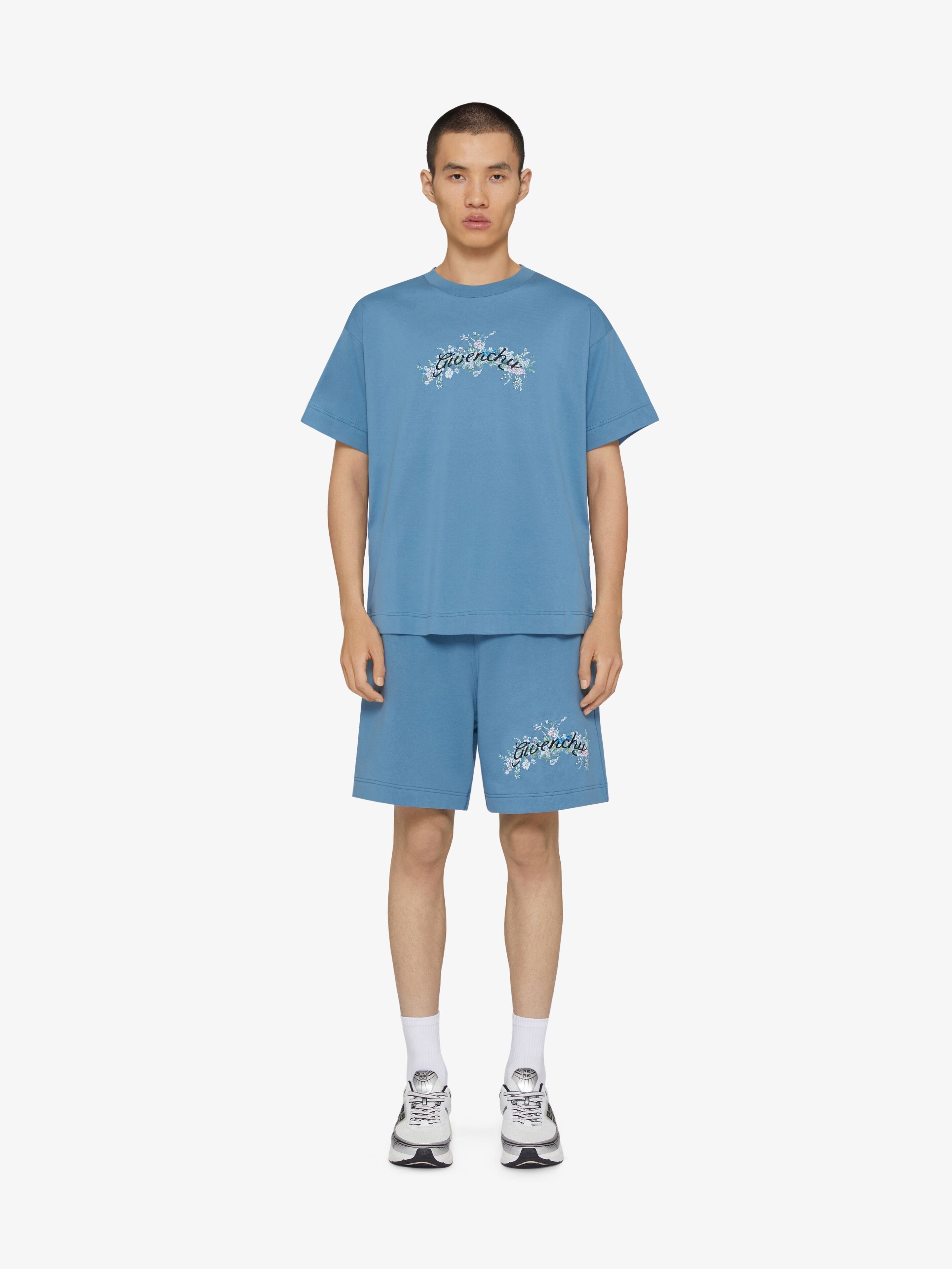 Givenchy o1w1db10925 Standard Short Sleeve Base T-Shirt in Blue Size US L / EU 52-54 / 3 - 3 Thumbnail