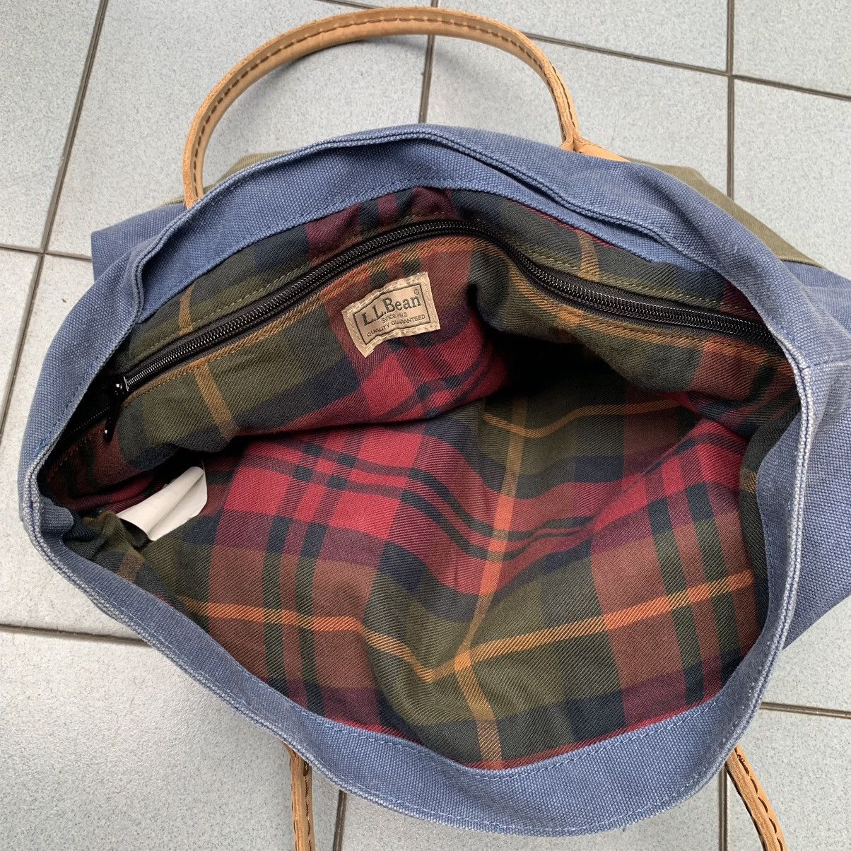 L.L. Bean Genuine LL BEAN Boat Tote Bag Full Grain Leather vintage Size ONE SIZE - 6 Thumbnail