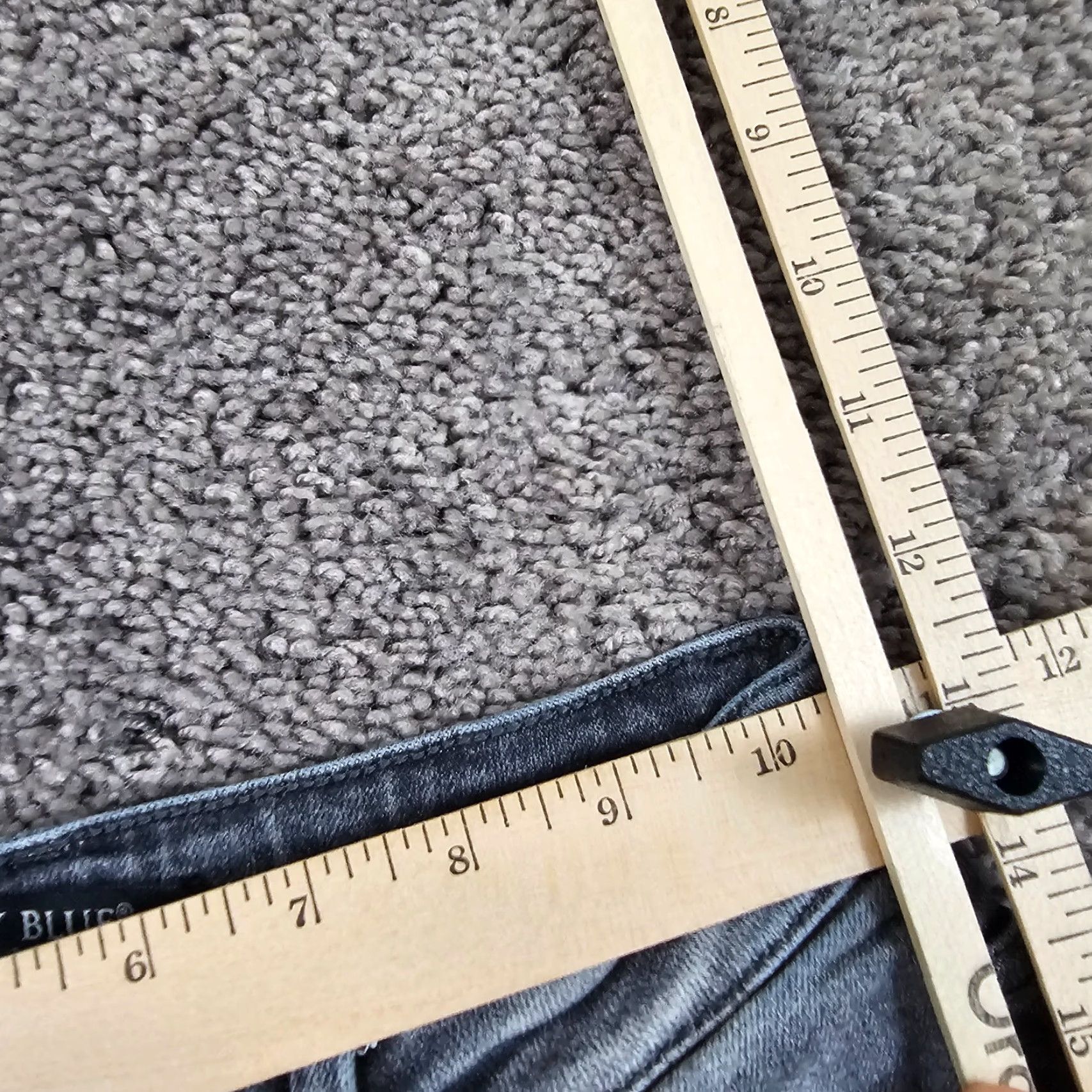 Denime Judy Blue Jeans Skinny Women 24 Gray Low Rise Stretch Denim Fray 28in Inseam Womens Jeans 90s Style Size 42" / US 20 - 6 Thumbnail