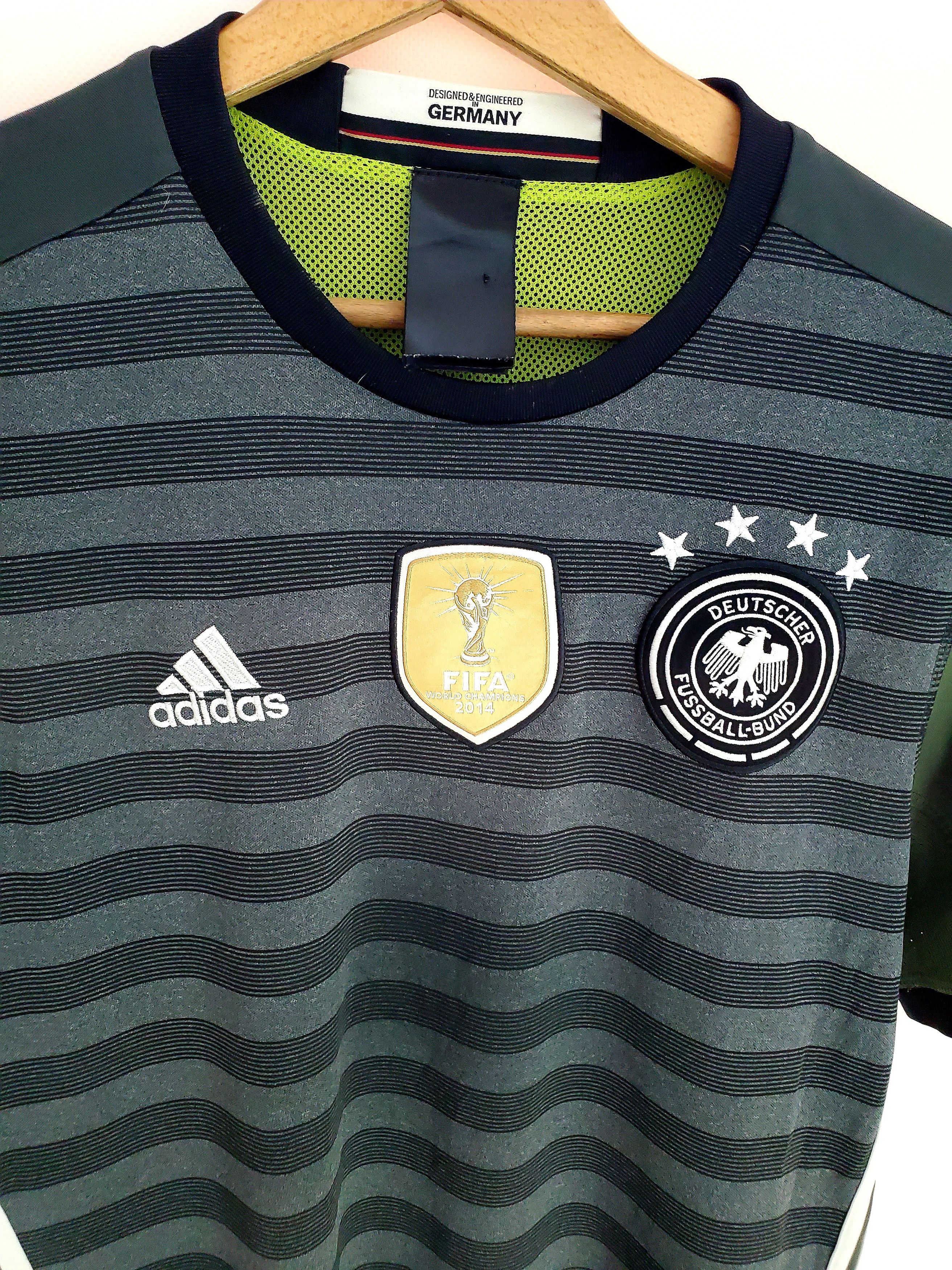 Adidas Adidas Germany 2014 FIFA World Cup Champions Jersey Soccer M Size US M / EU 48-50 / 2 - 2 Thumbnail
