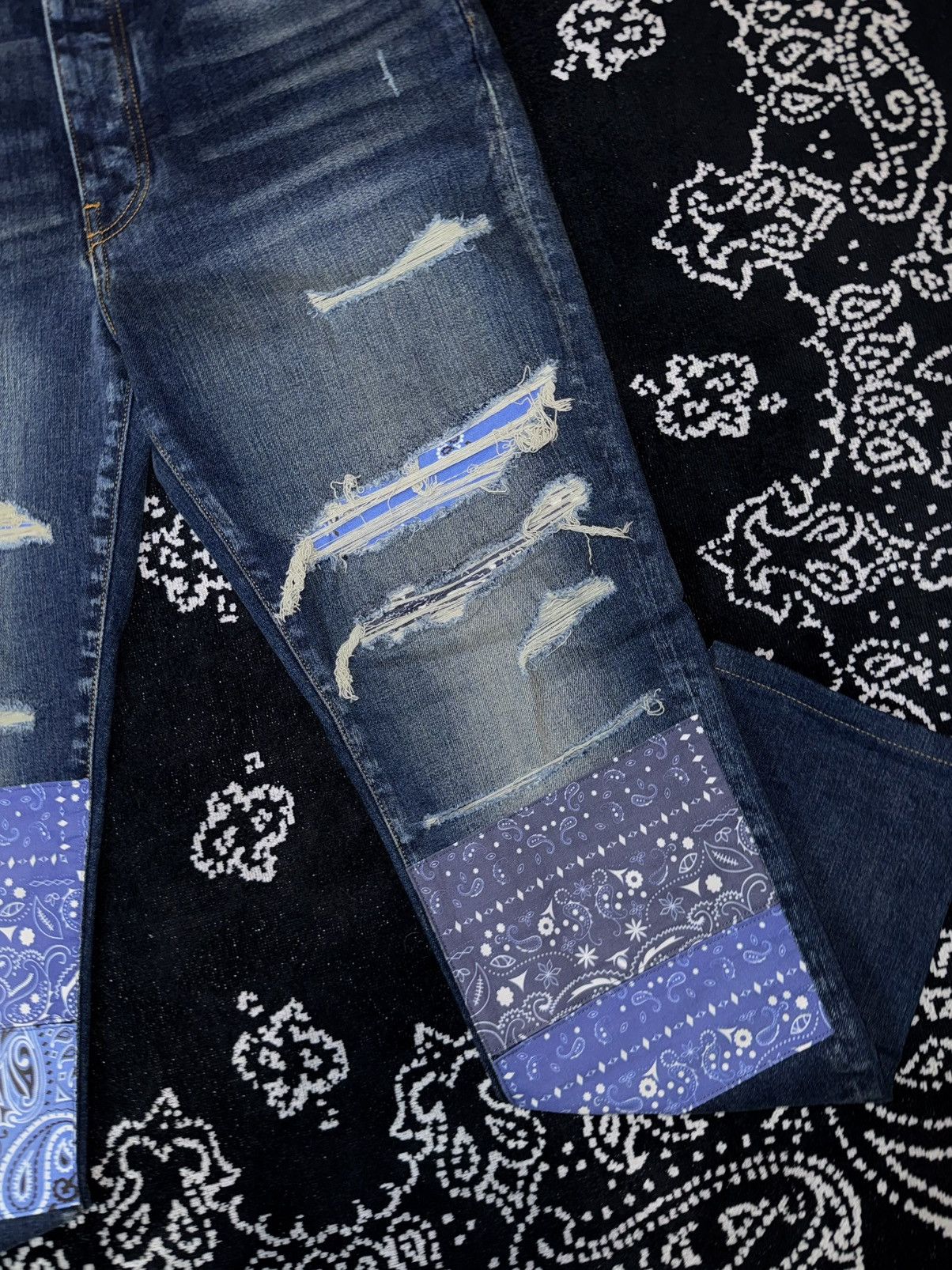 Amiri AMIRI BANDANA PURPLE PATCH JEANS Size US 36 / EU 52 - 4 Thumbnail