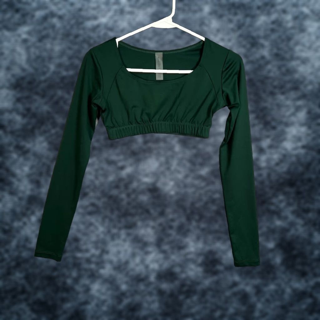 Outdoor Voices Outdoor Voices Womens XS Green Long Sleeve Cropped Top Activewear Shirt Ladies Cropped Green Outdoor Voices XS Long Sleeve Activewear Shirt - Womens Size XS / US 0-2 / IT 36-38 - 1 Thumbnail