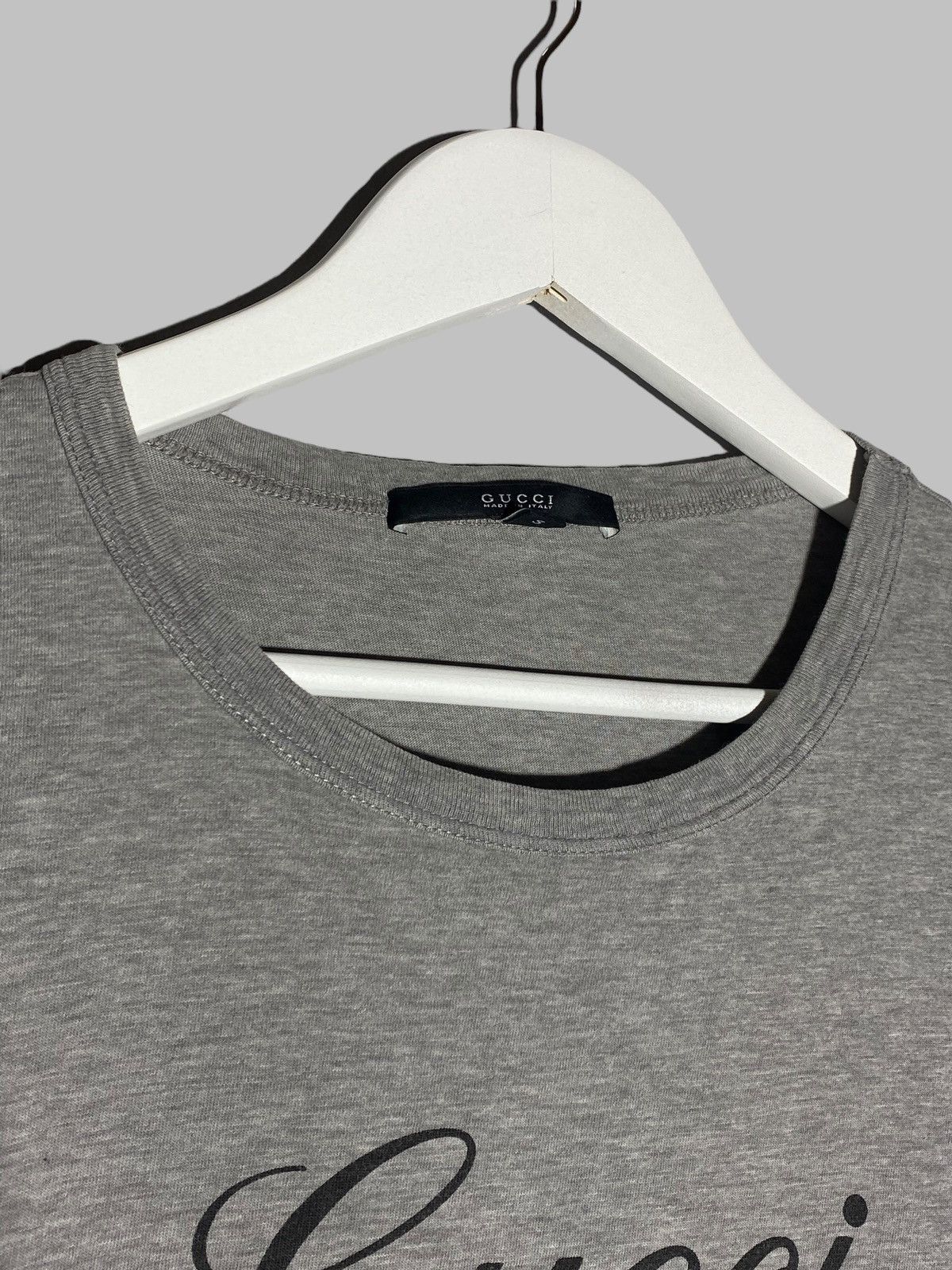 Gucci Vintage Gucci S/S 2003 “Identity” Grey Authentic T-shirt Size US S / EU 44-46 / 1 - 9 Thumbnail