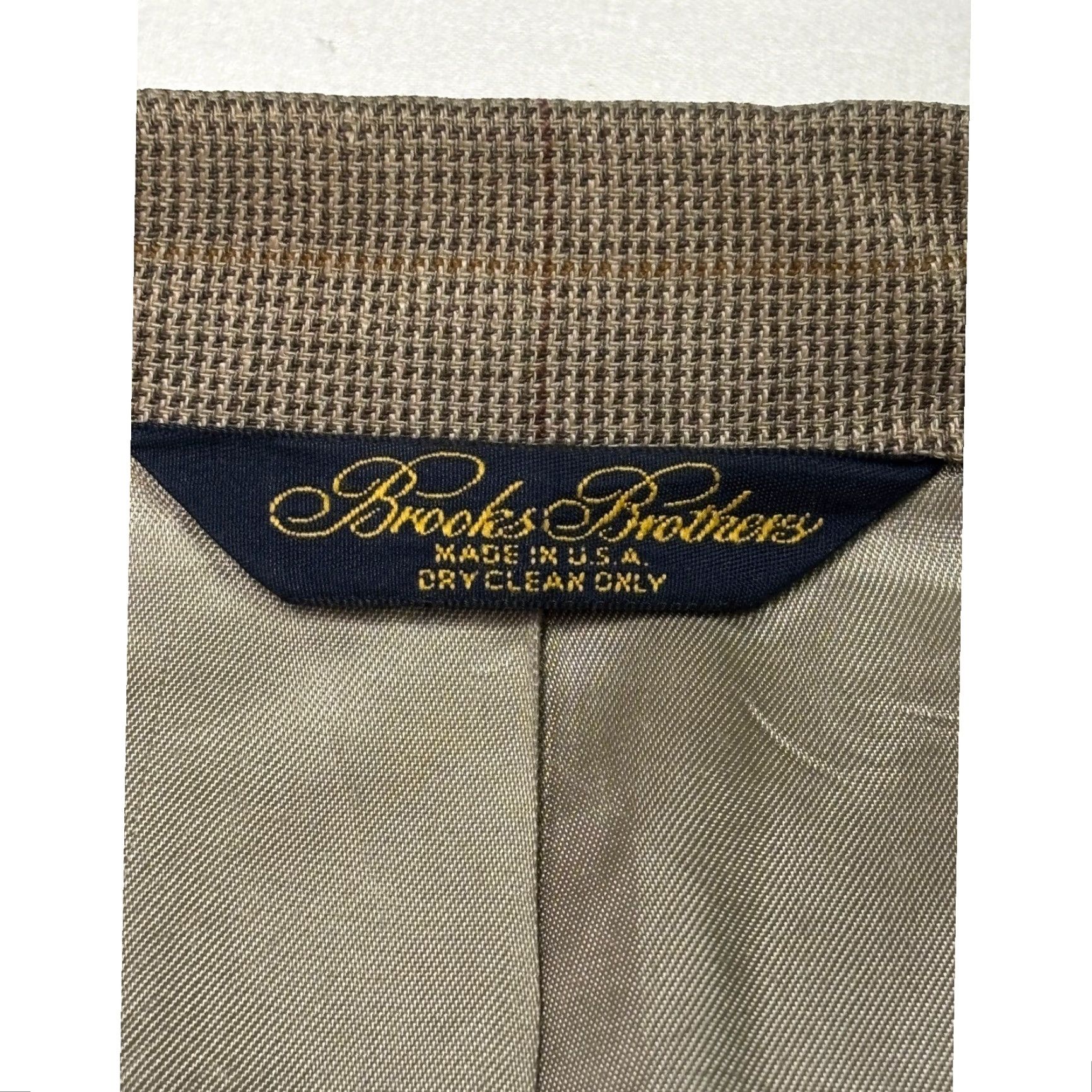 Brooks Brothers VINTAGE Brooks Brothers Mens Blazer Jacket Tan Plaid Coat 44 LG Union Made USA Size 44R - 4 Thumbnail