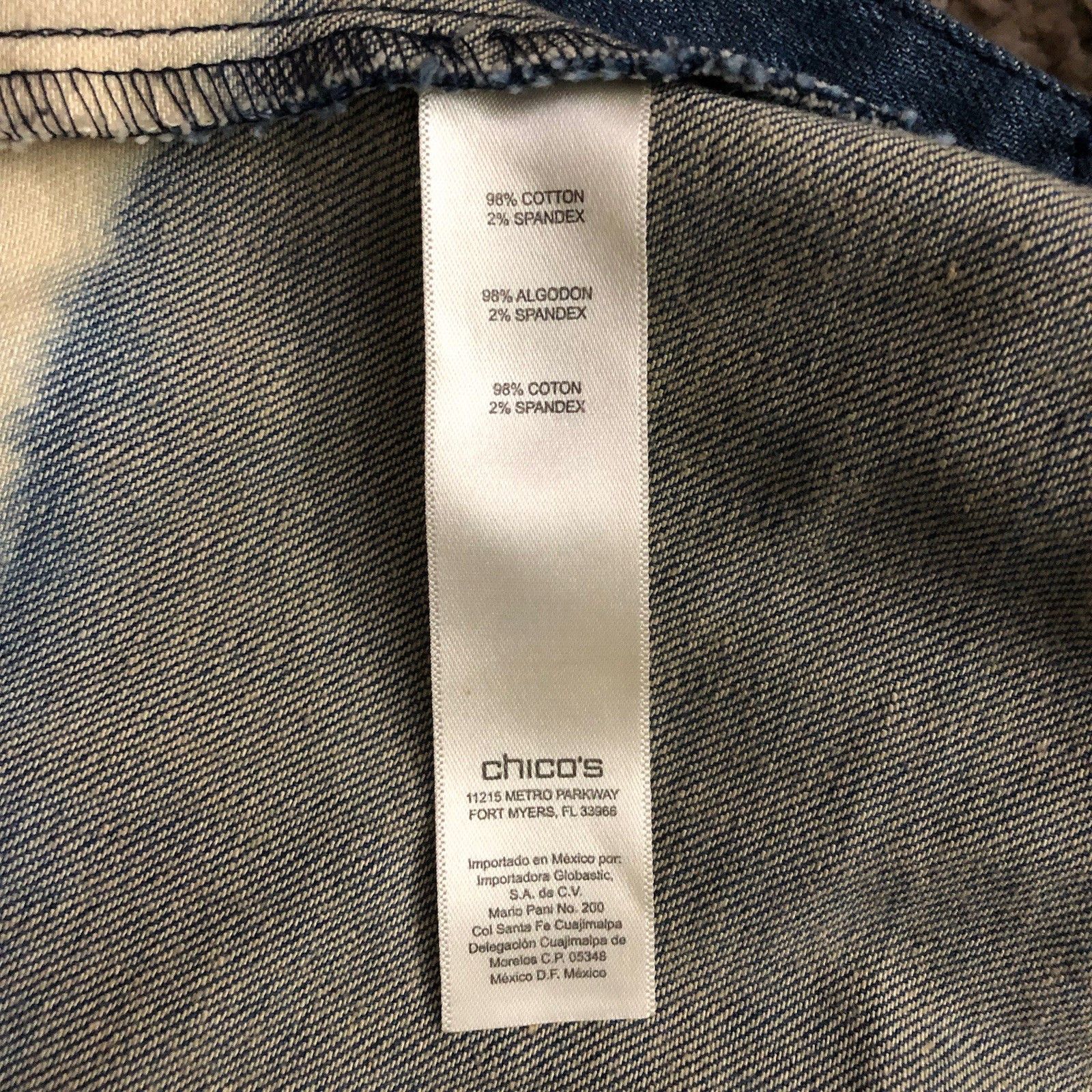 Chicos Chicos Ivory Navy Blue Artsy Jacket Size 2 Womens Pattern Size XS / US 0-2 / IT 36-38 - 10 Thumbnail