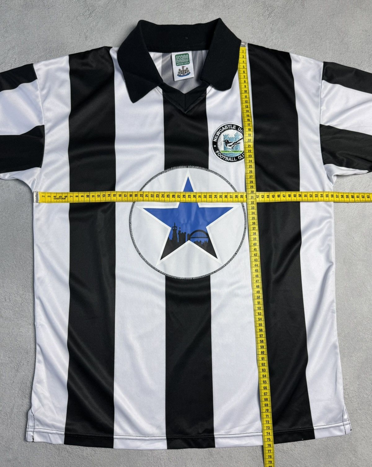 Vintage Newcastle United 1980 1983 Home Football Shirt Soccer Jersey Size US L / EU 52-54 / 3 - 13 Thumbnail