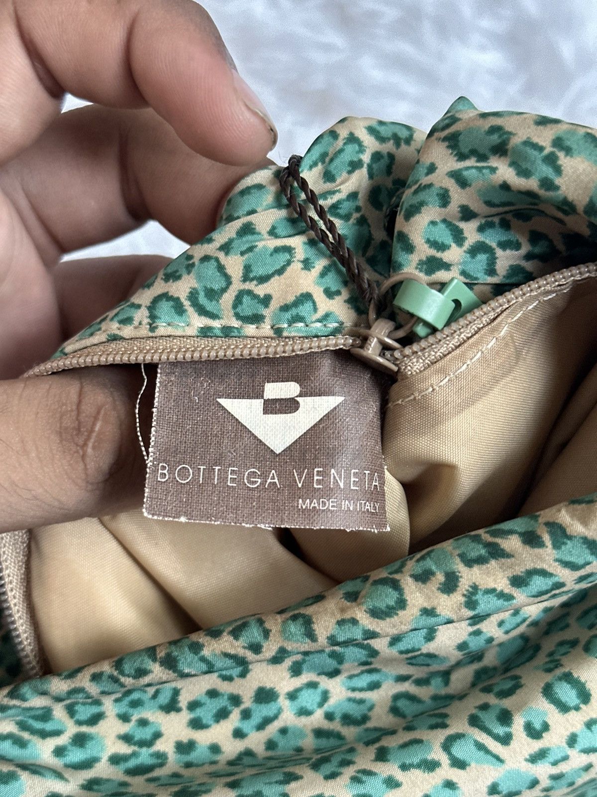 Bottega Veneta Vintage Bottega Veneta Leopard Nylon Shoulder Bag Size ONE SIZE - 12 Thumbnail