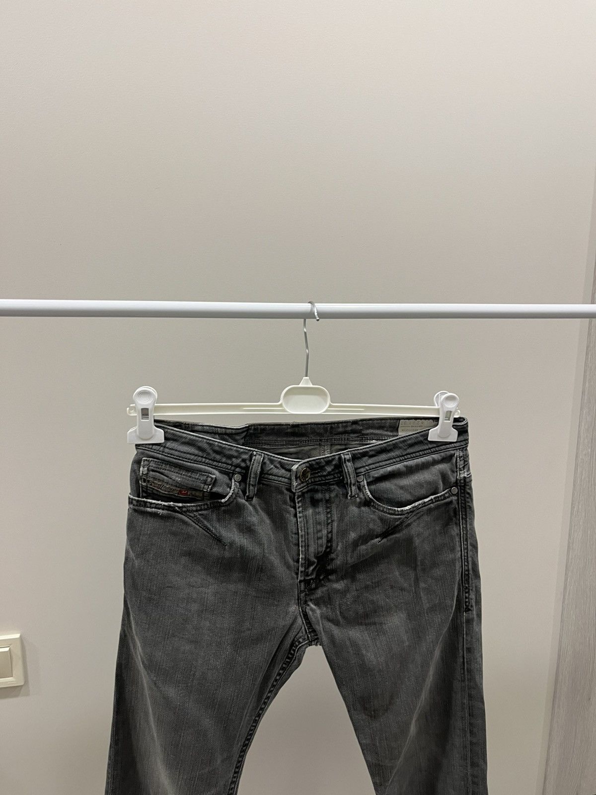 Diesel Vintage Diesel Distressed if six was nine style slim Jeans Size US 29 - 2 Thumbnail