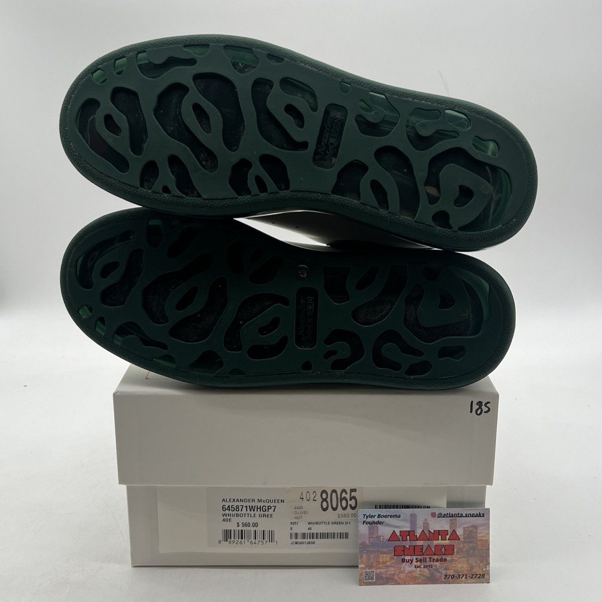 Alexander McQueen Alexander McQueen white bottle green Size US 7 / EU 40 - 8 Thumbnail