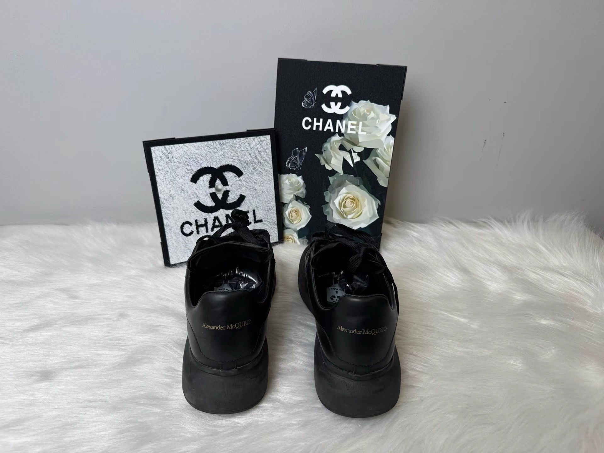Alexander McQueen Alexander McQueen Black Low-Top Platform Shoes K36 Size US 9 / EU 42 - 3 Thumbnail