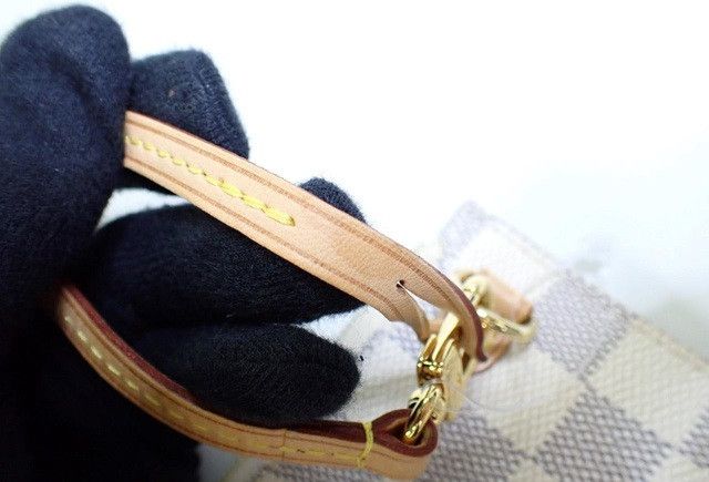 Louis Vuitton Louis Vuitton Neverfull Damier Azur White Pouch Size ONE SIZE - 5 Thumbnail