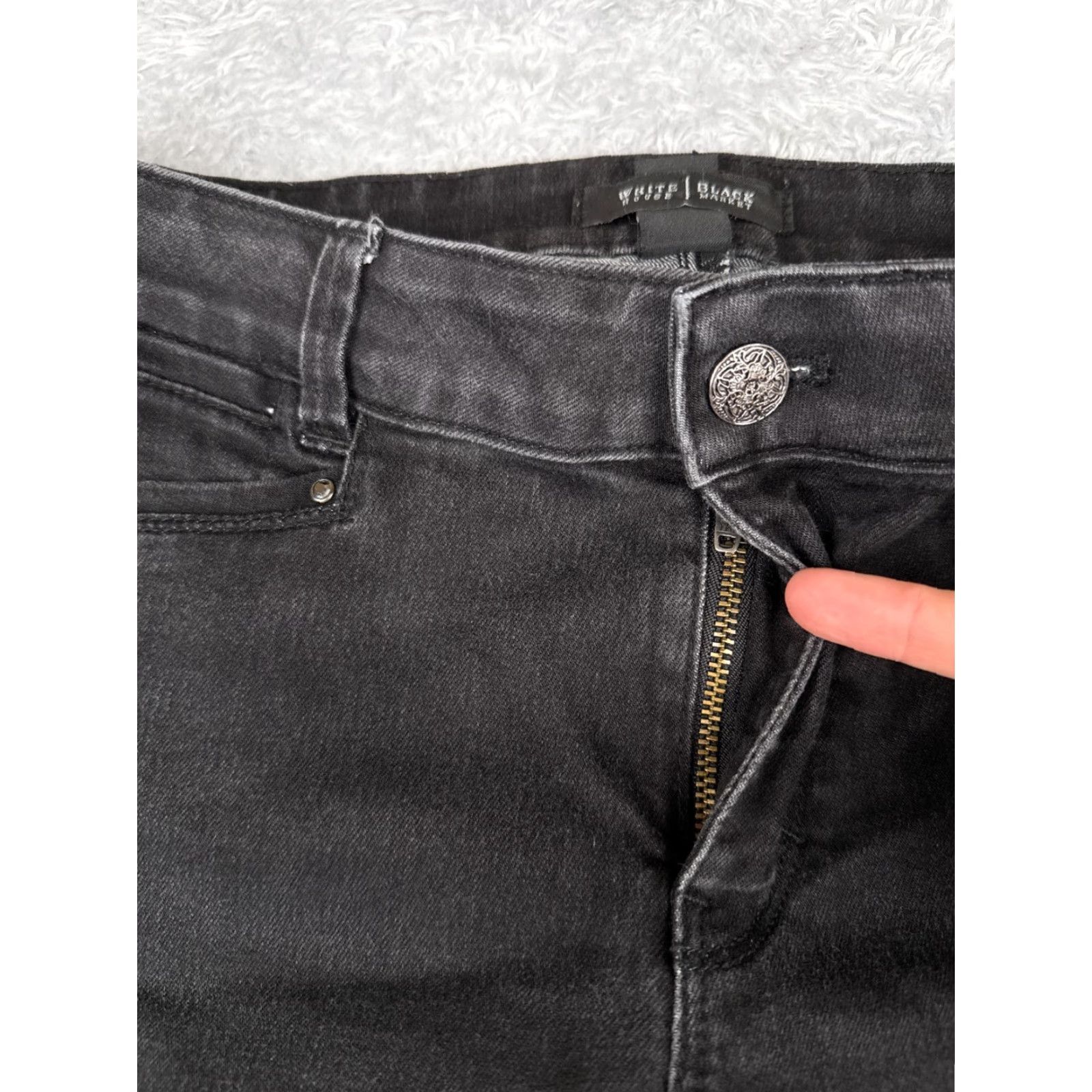 White House Black Market White House Black Market Jeans Women 6 Black Denim Dark Wash Bootcut 30x28 Denim Fashion Jeans Women 6 Black Vintage: No Size 28" / US 6 / IT 42 - 5 Thumbnail