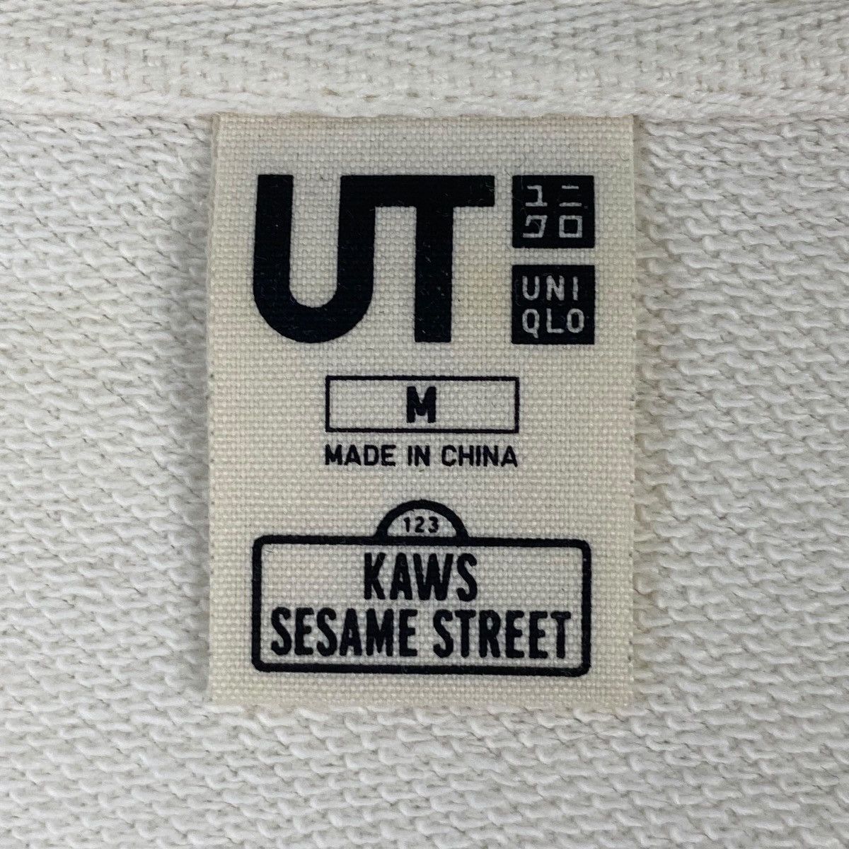 Uniqlo × Vintage Vintage UT Kaws Sesame Street Crewneck Sweatshirt White Size M / US 6-8 / IT 42-44 - 8 Thumbnail
