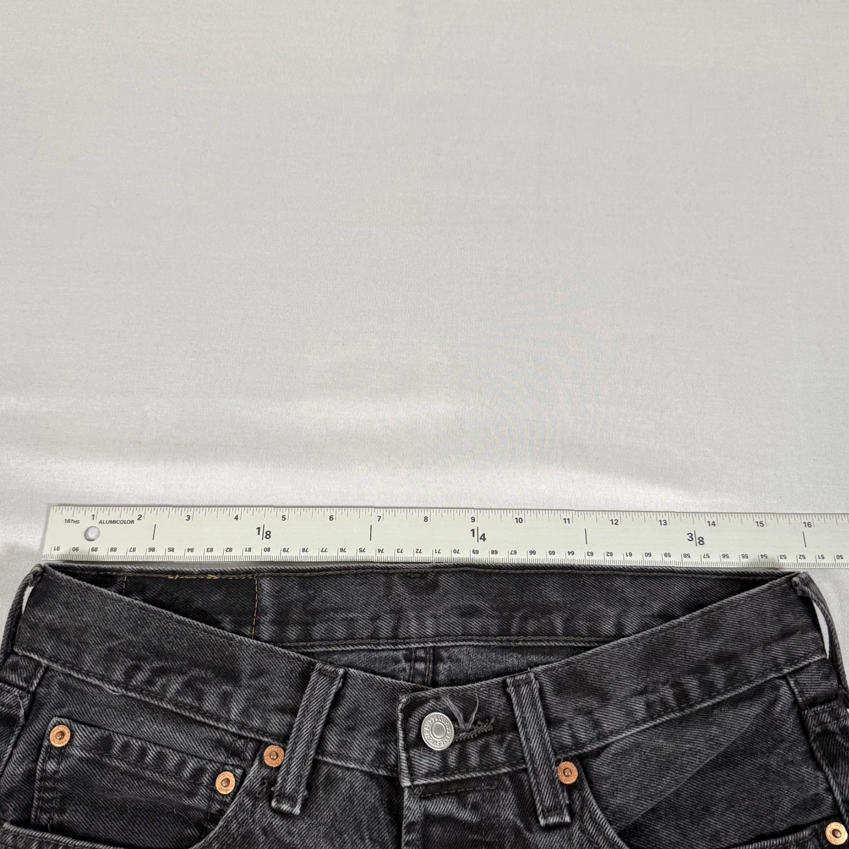 Levi's Levi's 501 Jeans Mens Regular Straight Denim Black 32x34 Button Fly Cowboy Western Pockets 5-Pocket Style Cotton Denim Leather Patch Size US 32 / EU 48 - 6 Thumbnail