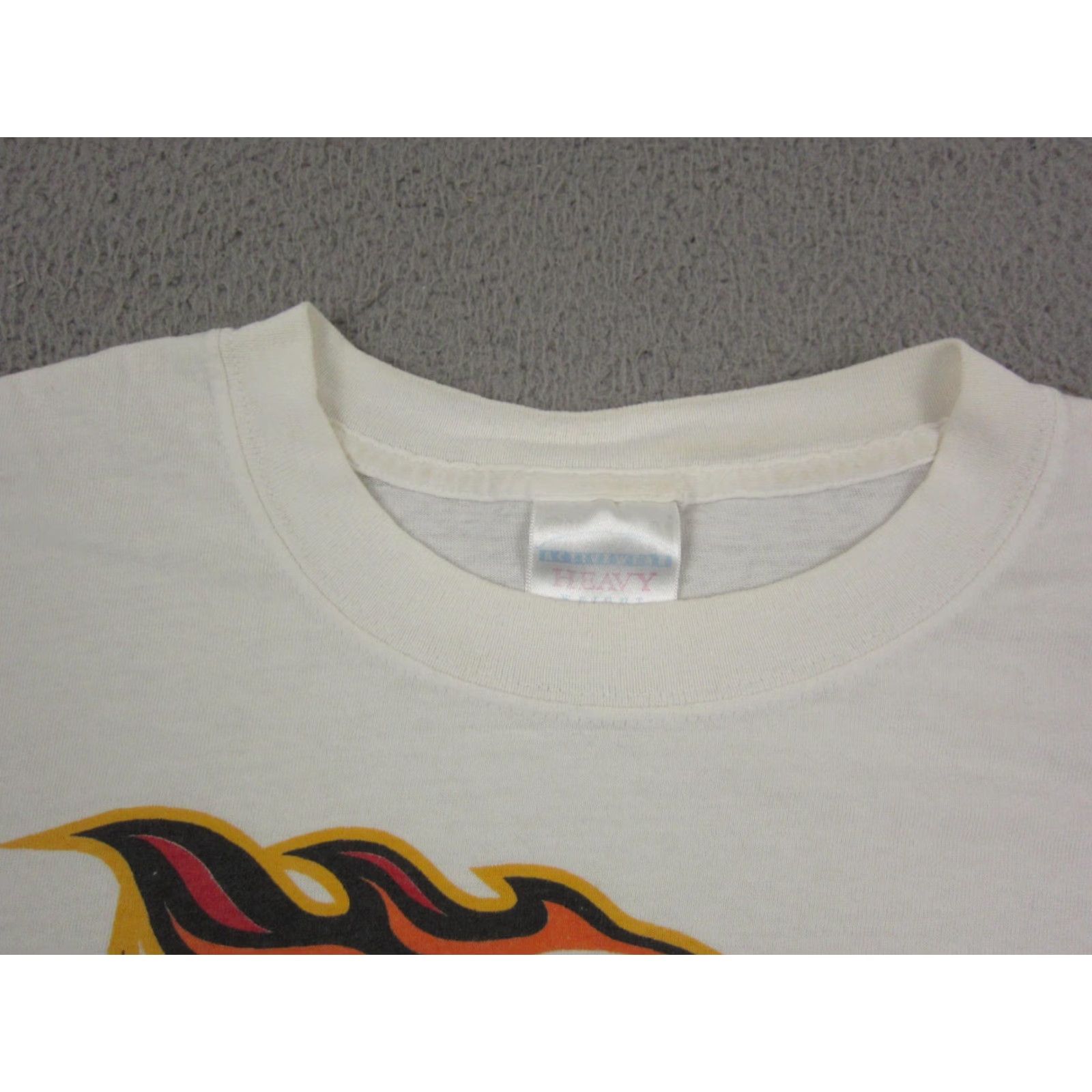 Gildan VINTAGE Iowa Game Shirt Men XL White Athletic Gildan T-Shirt Short Sleeve Crew Neck Sports Summer 90s 00s Mens Size US XL / EU 56 / 4 - 6 Thumbnail