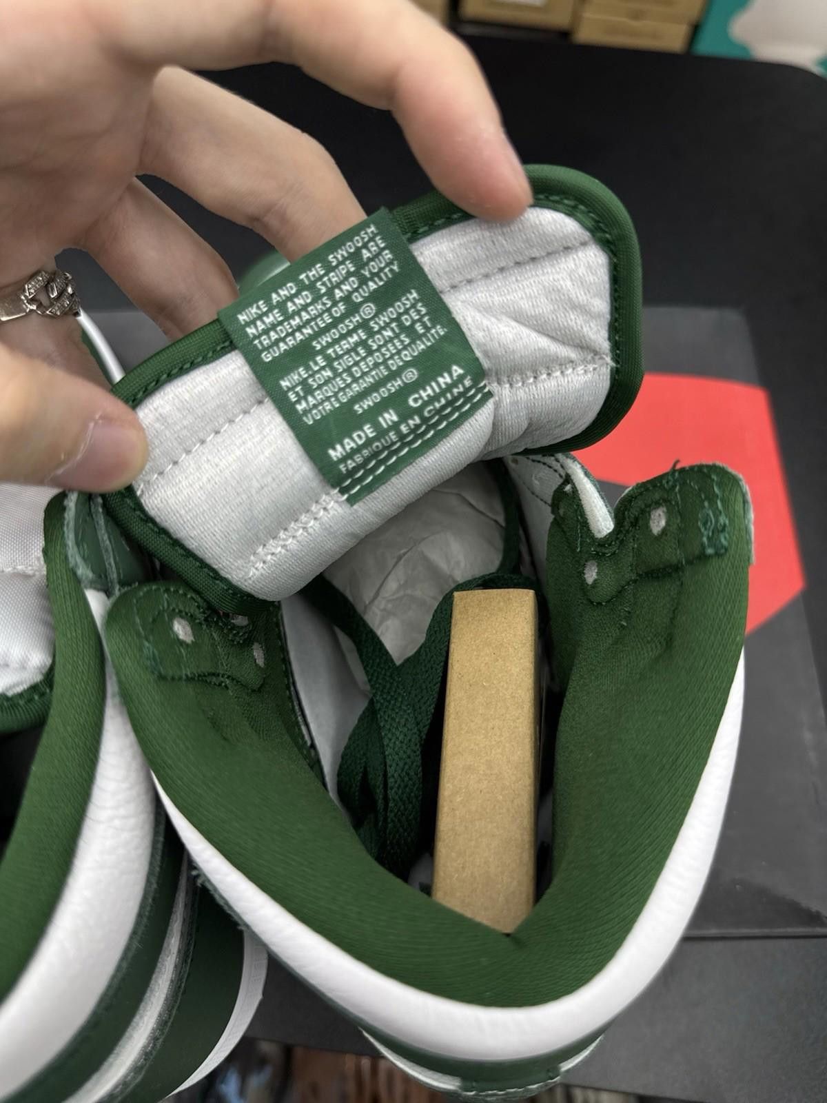 Jordan Brand Air Jordan 1 Retro High Og Gorge Green DZ5485-303 6.5M New Size US 6.5 / EU 39-40 - 8 Thumbnail