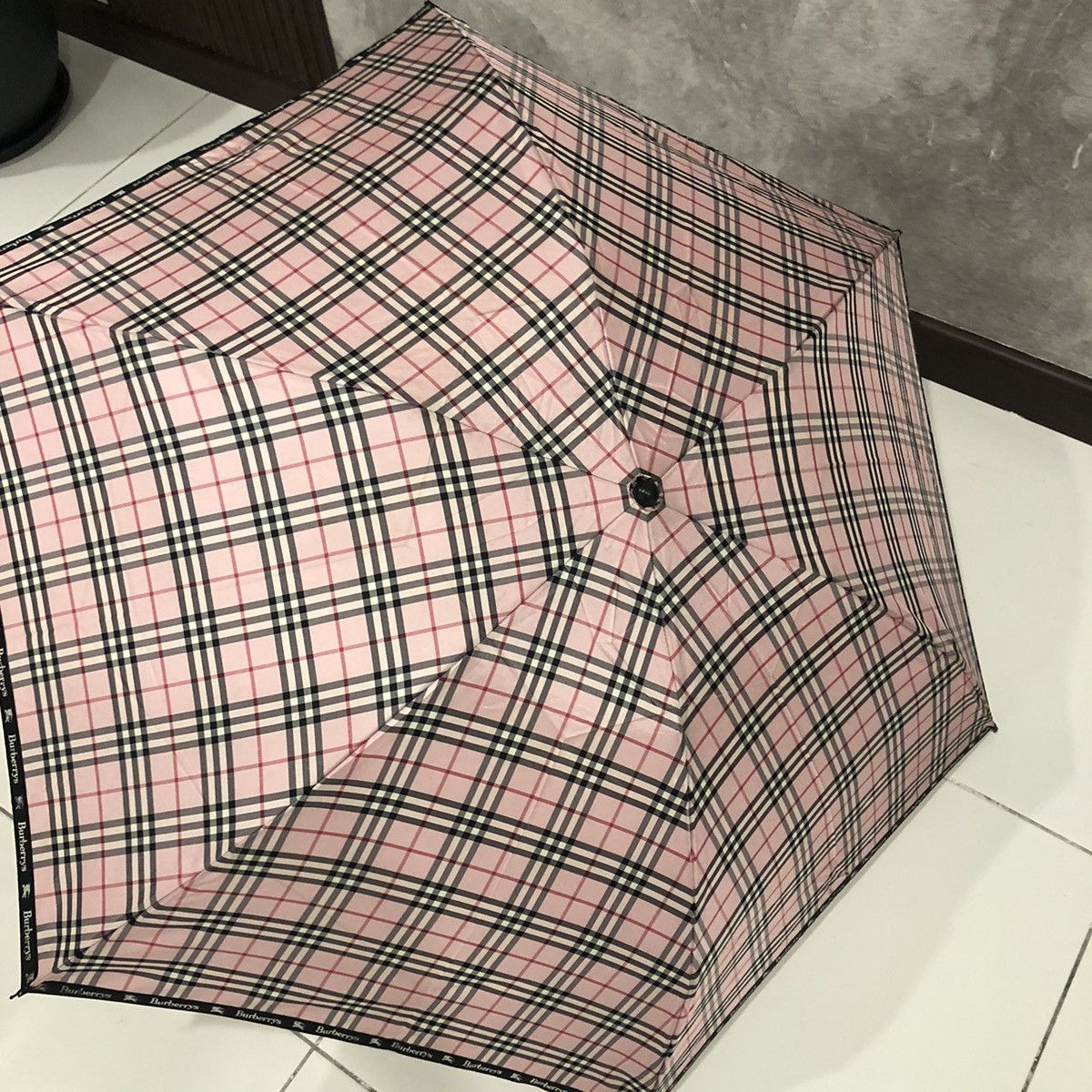 Burberry Burberry's Checked Novacheck Waterproof Folding Umbrella Size ONE SIZE - 8 Thumbnail