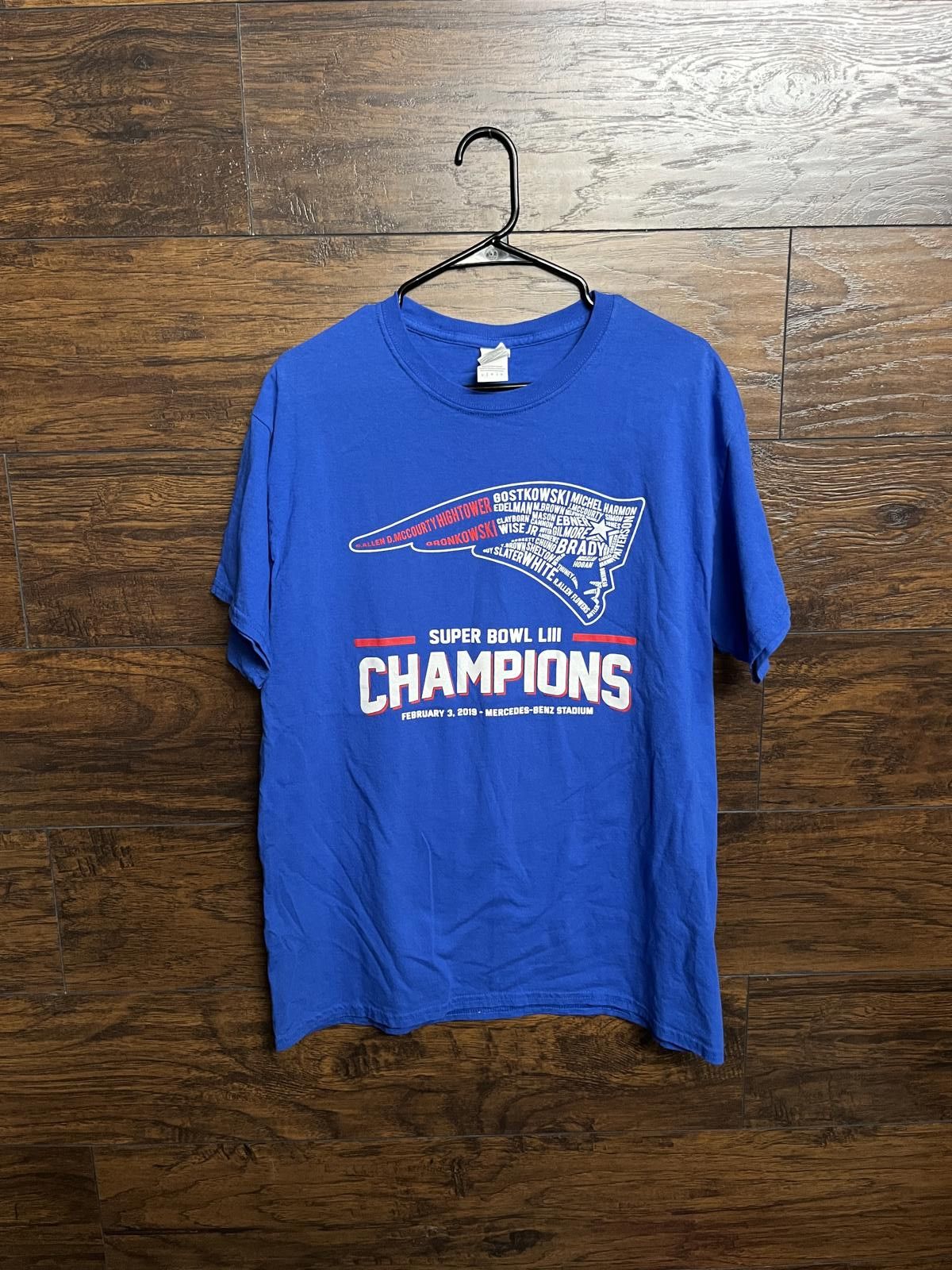 Gildan Patriots Super Bowl 53 Champions T-shirt - Team Roster - L Size US L / EU 52-54 / 3 - 1 Thumbnail