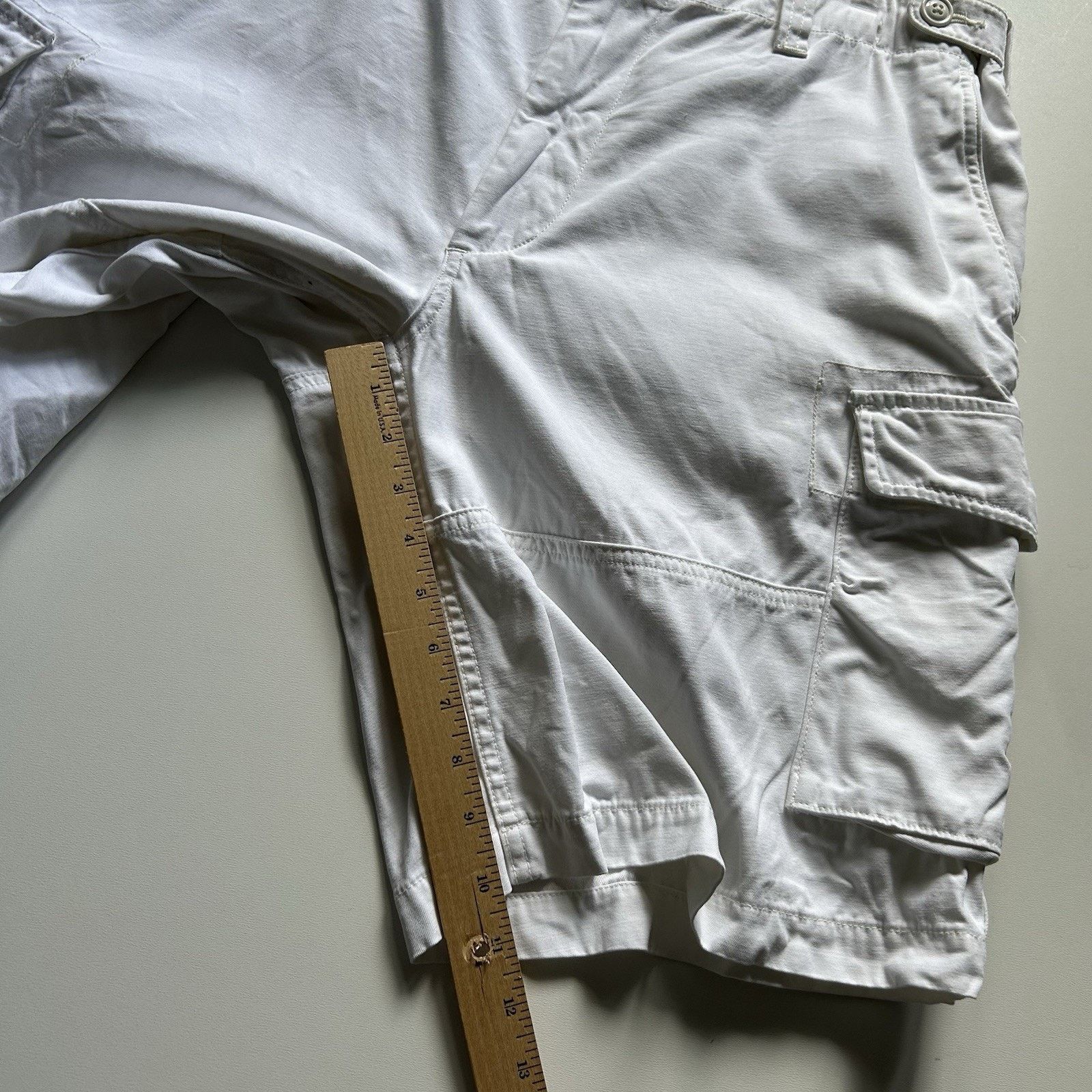 Polo Ralph Lauren Vintage Polo Ralph Lauren Cargo Khaki Shorts Size 38 White Size US 38 / EU 54 - 7 Thumbnail